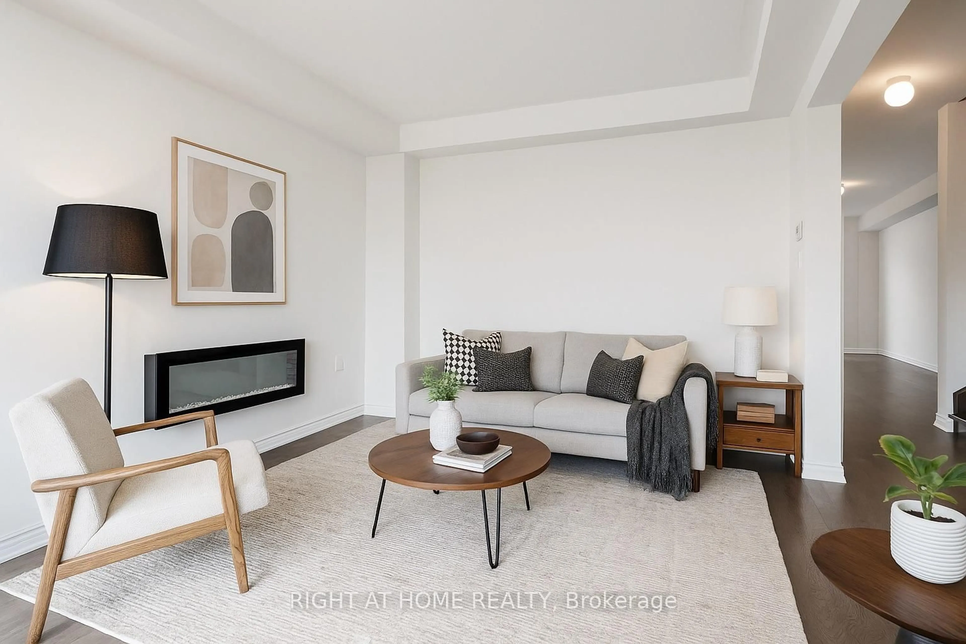 Living room with furniture, unknown for 10173 Huntington Rd, Vaughan Ontario L4H 5J5