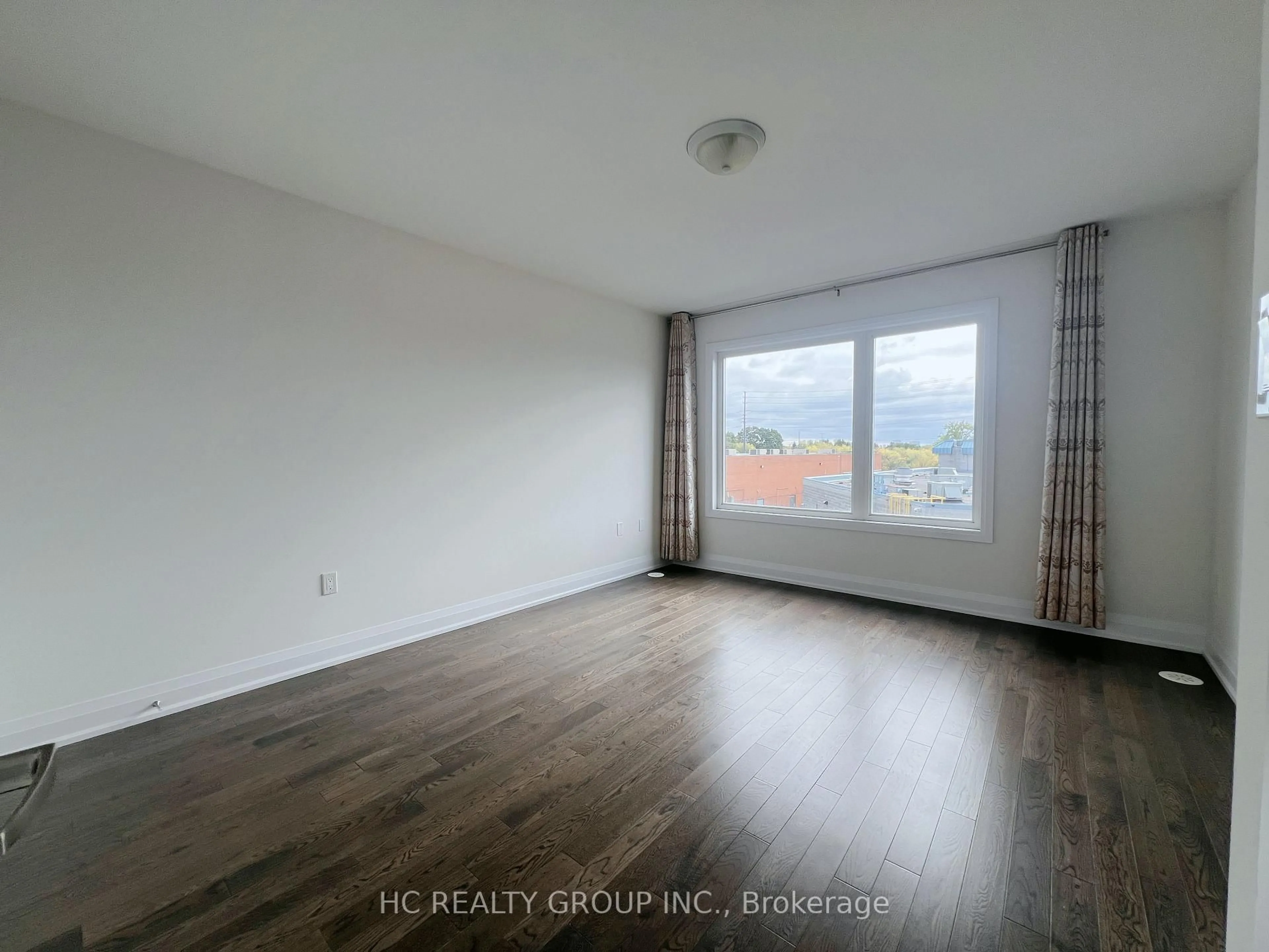 A pic of a room for 142 Moneypenny Pl, Vaughan Ontario L4J 0L1