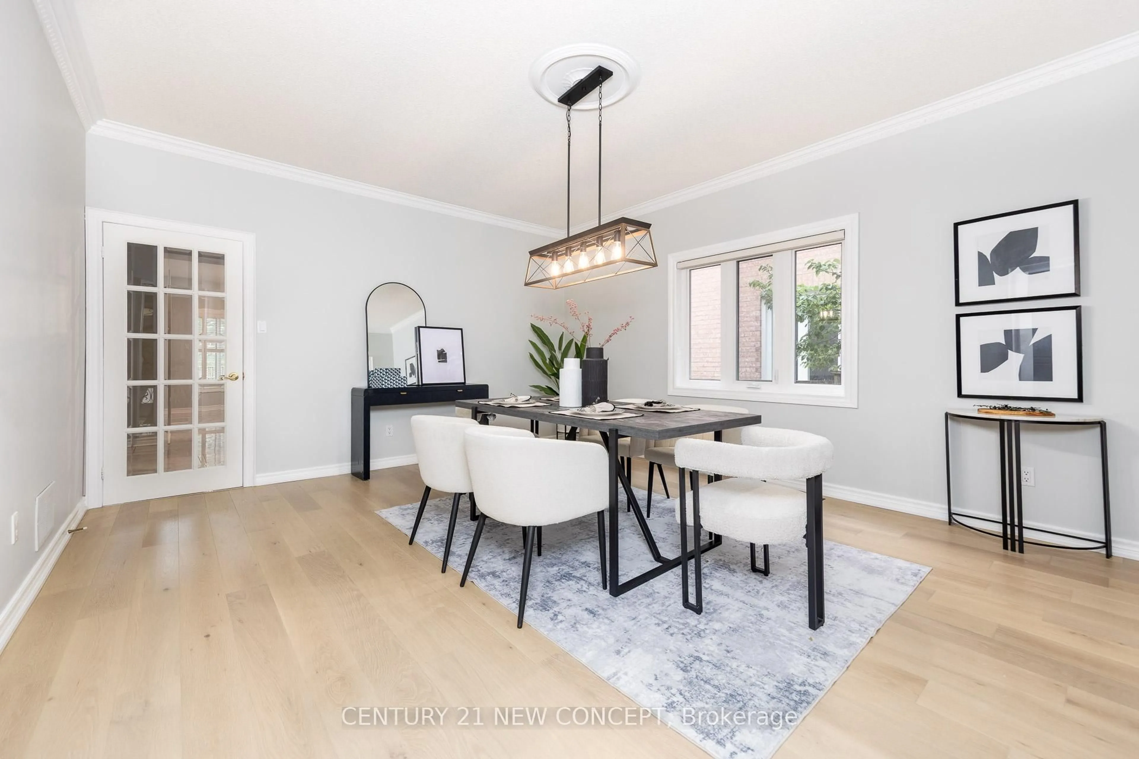 Dining room, unknown for 19 Silver Fir St, Richmond Hill Ontario L4B 3R5