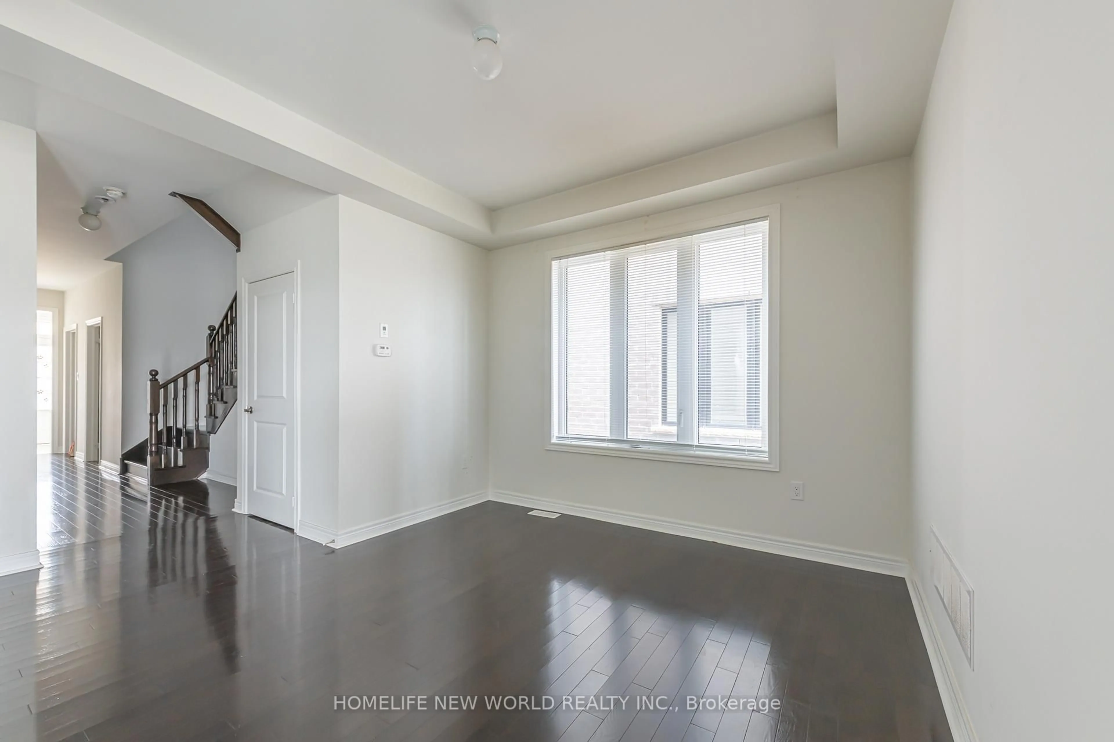 A pic of a room for 77 Brookfam St, Richmond Hill Ontario L4S 0H9