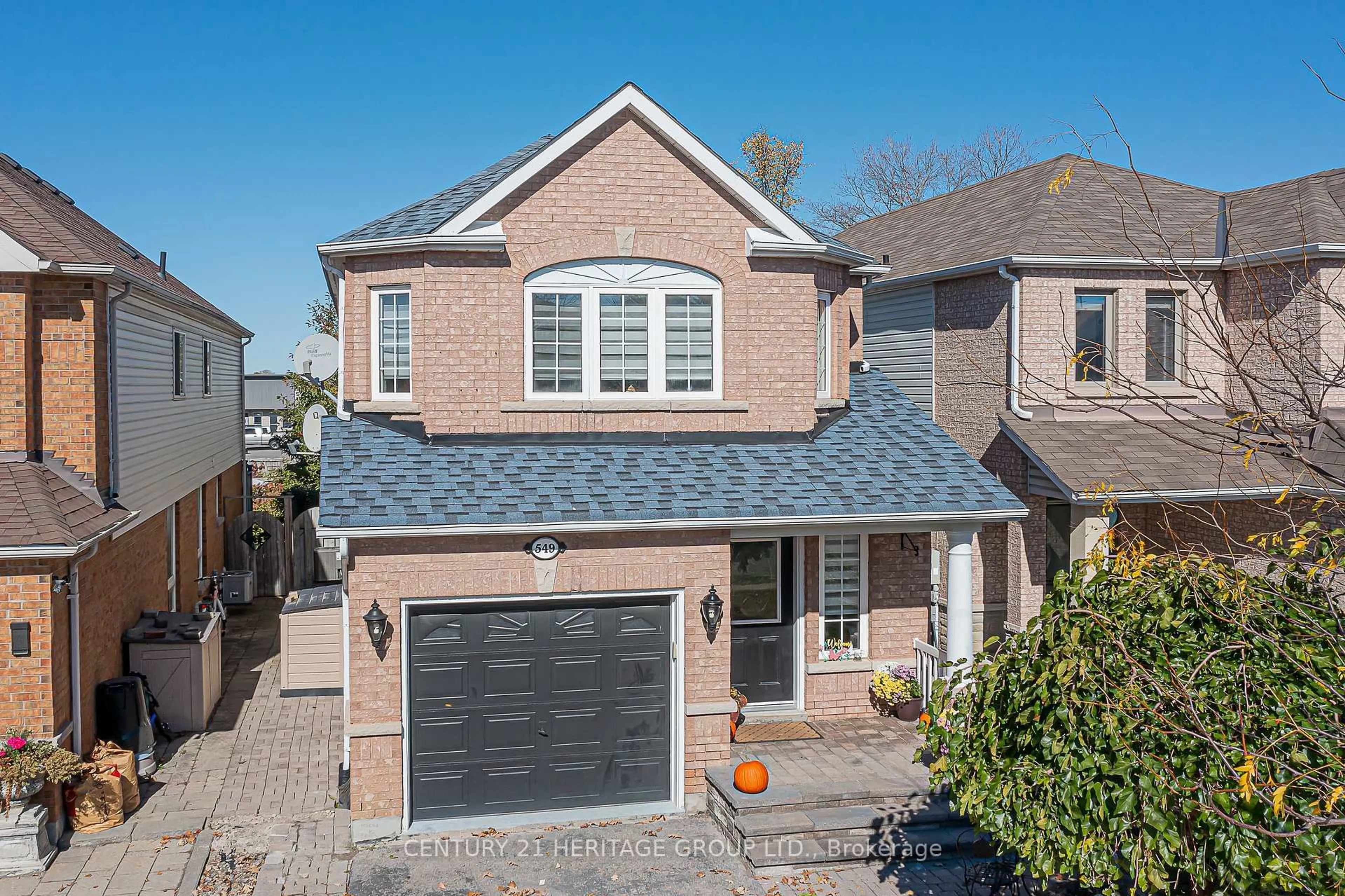 Home with brick exterior material, street for 549 Pelletier Crt, Newmarket Ontario L3X 2N7