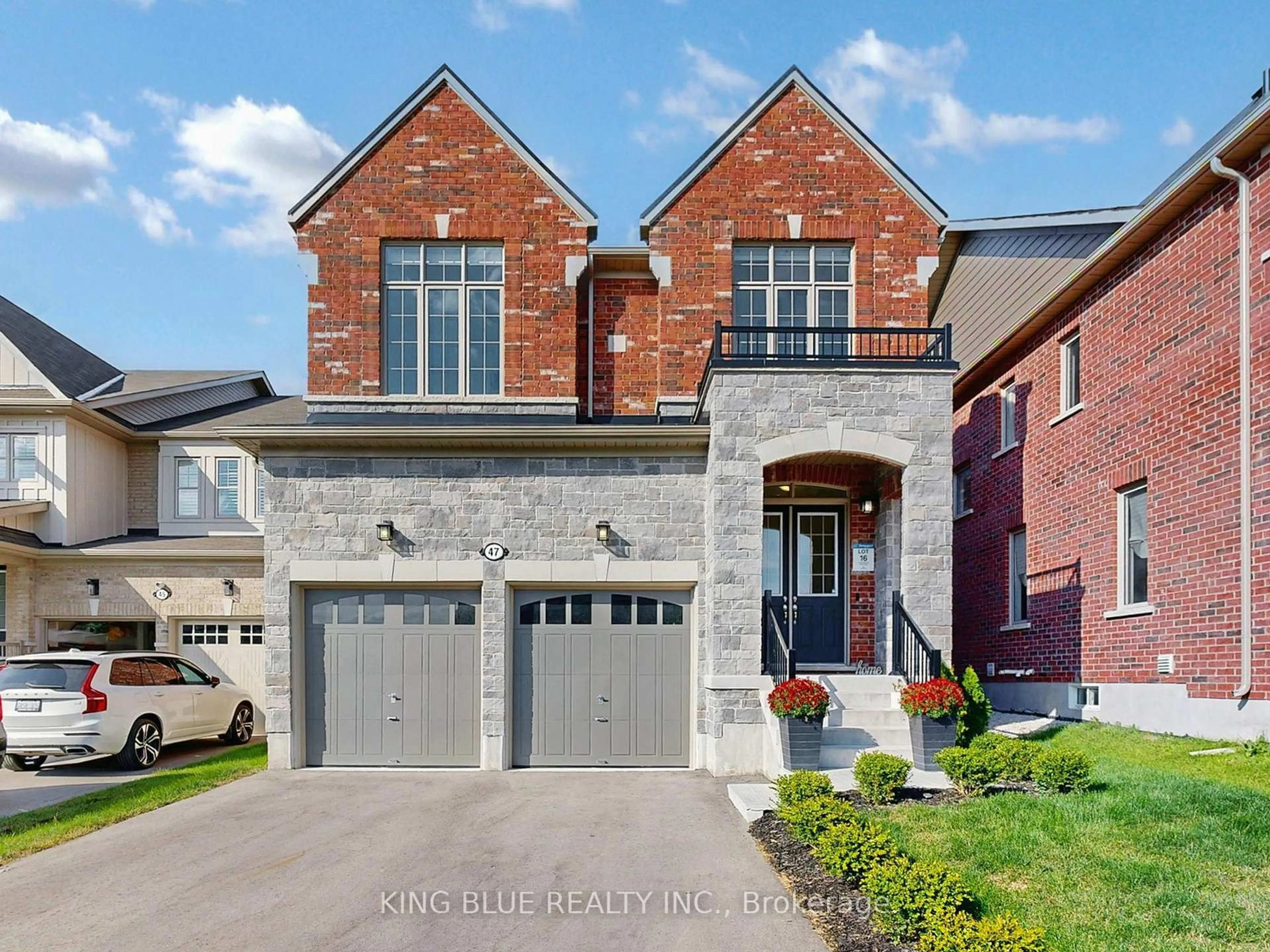 Home with brick exterior material, street for 47 Deepwood Cres, East Gwillimbury Ontario L9N 0P8