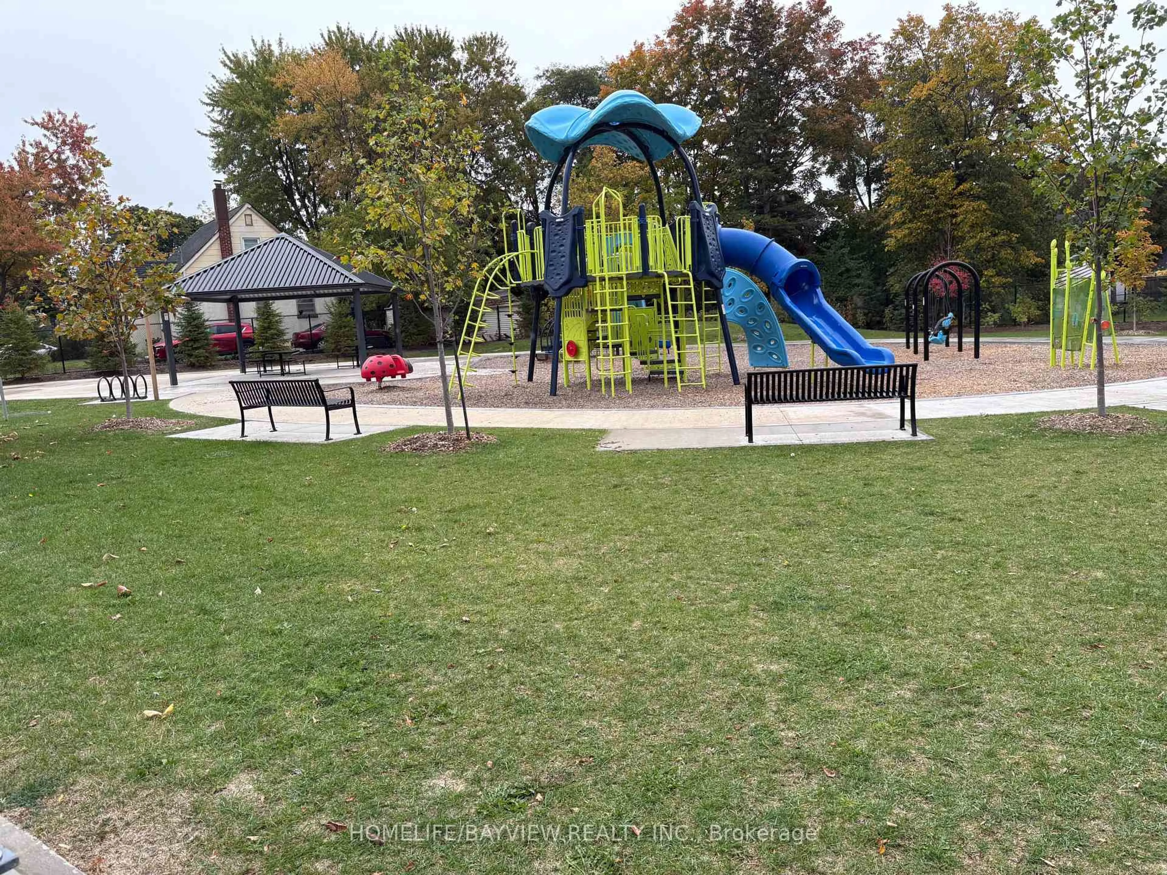 Blurry image for 1 grandview Ave #805, Markham Ontario L3T 0G7