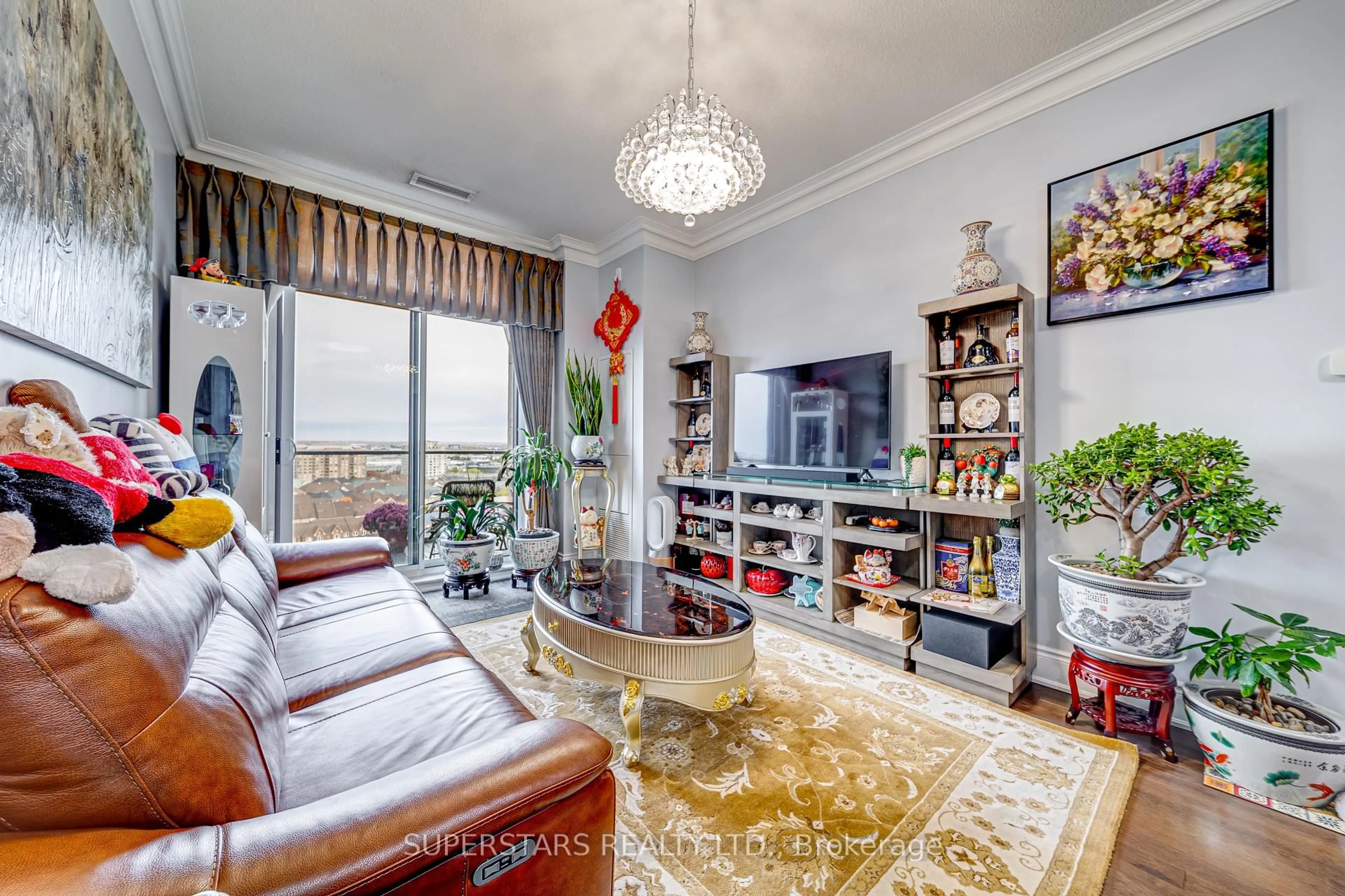 Living room with furniture, unknown for 277 South Park Rd #PH12, Markham Ontario L3T 0B7