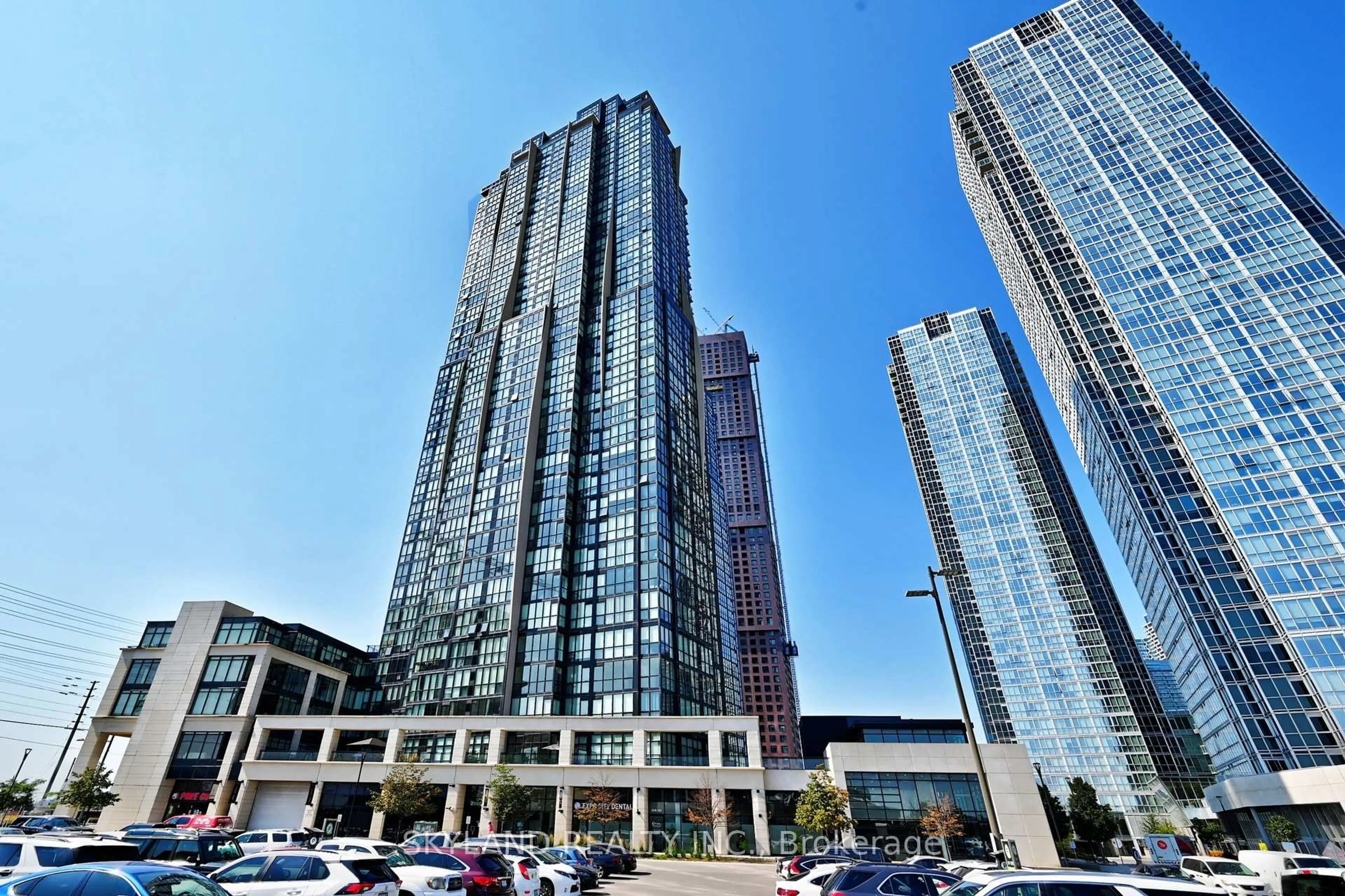 Unknown for 2900 Highway 7 Rd #903, Vaughan Ontario L4K 0G3
