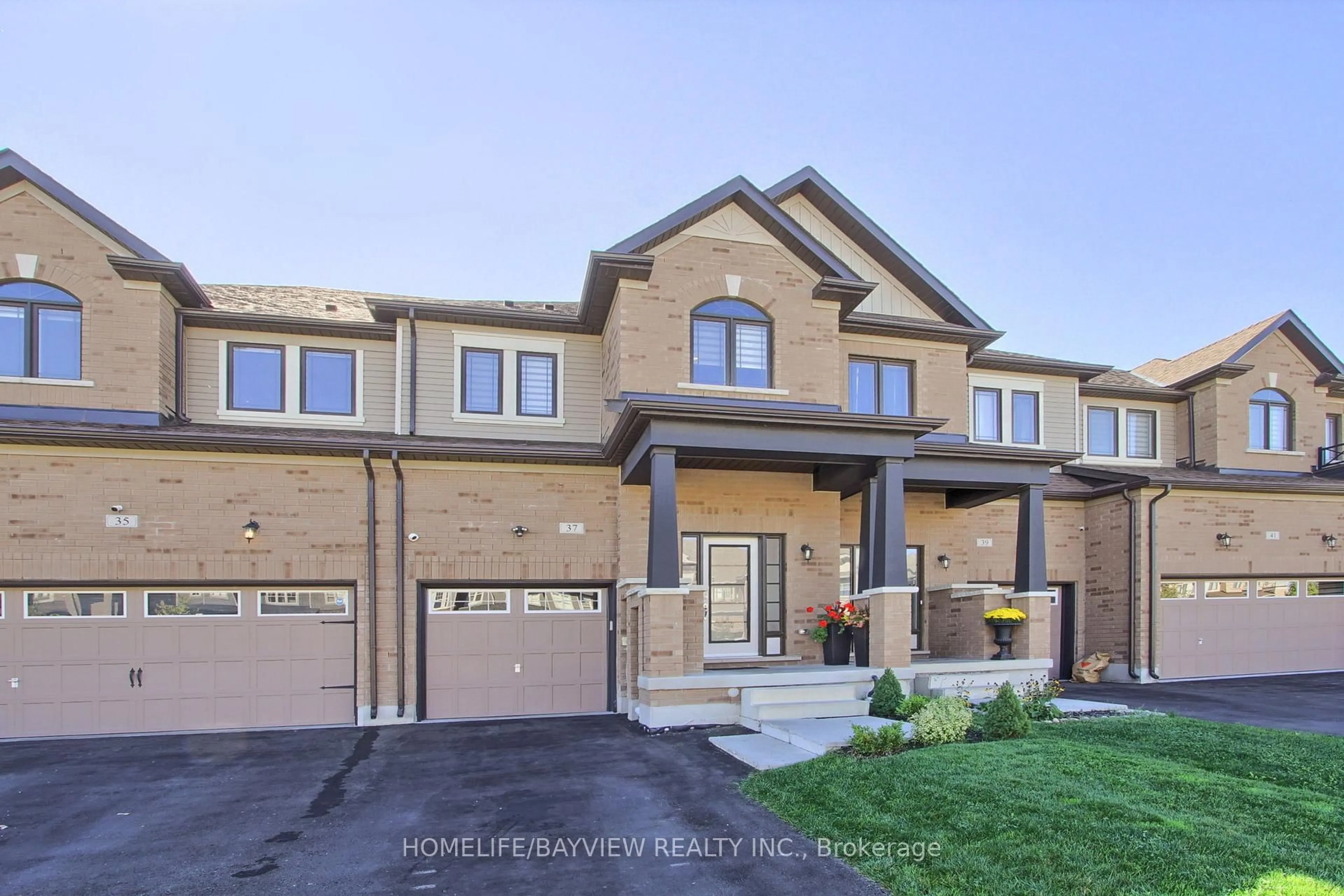 Home with brick exterior material, street for 37 Arnold Cres, New Tecumseth Ontario L9R 0T6