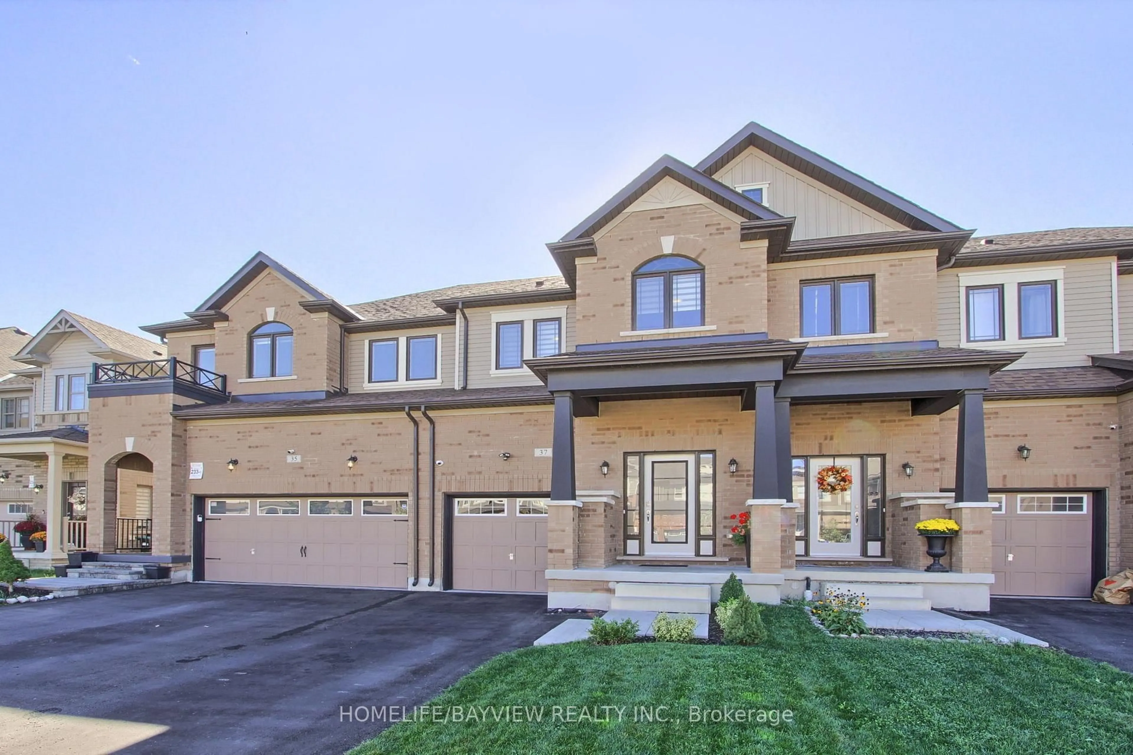 Home with brick exterior material, street for 37 Arnold Cres, New Tecumseth Ontario L9R 0T6