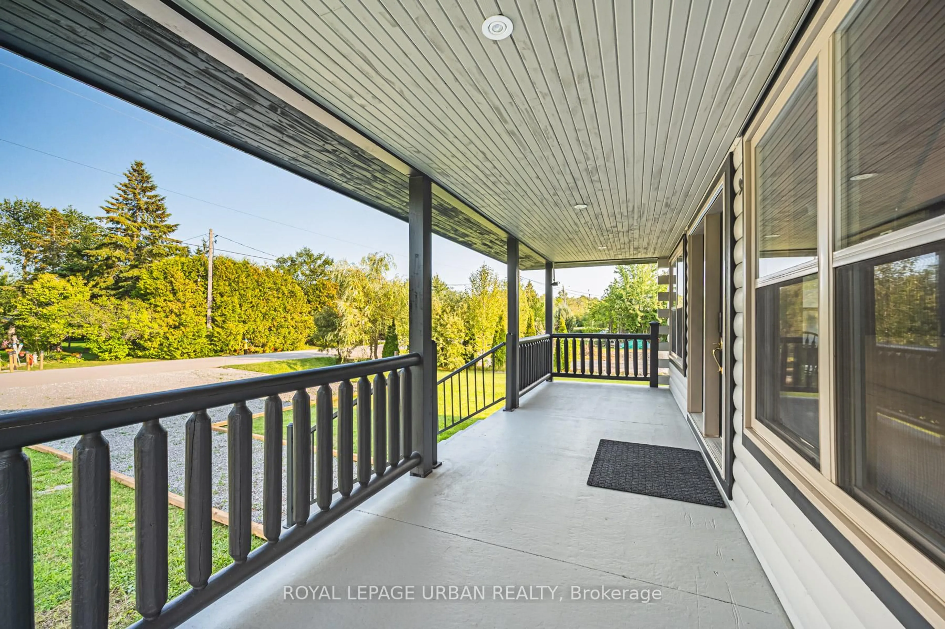 Patio, unknown for 756 Rockaway Rd, Georgina Ontario L0E 1S0