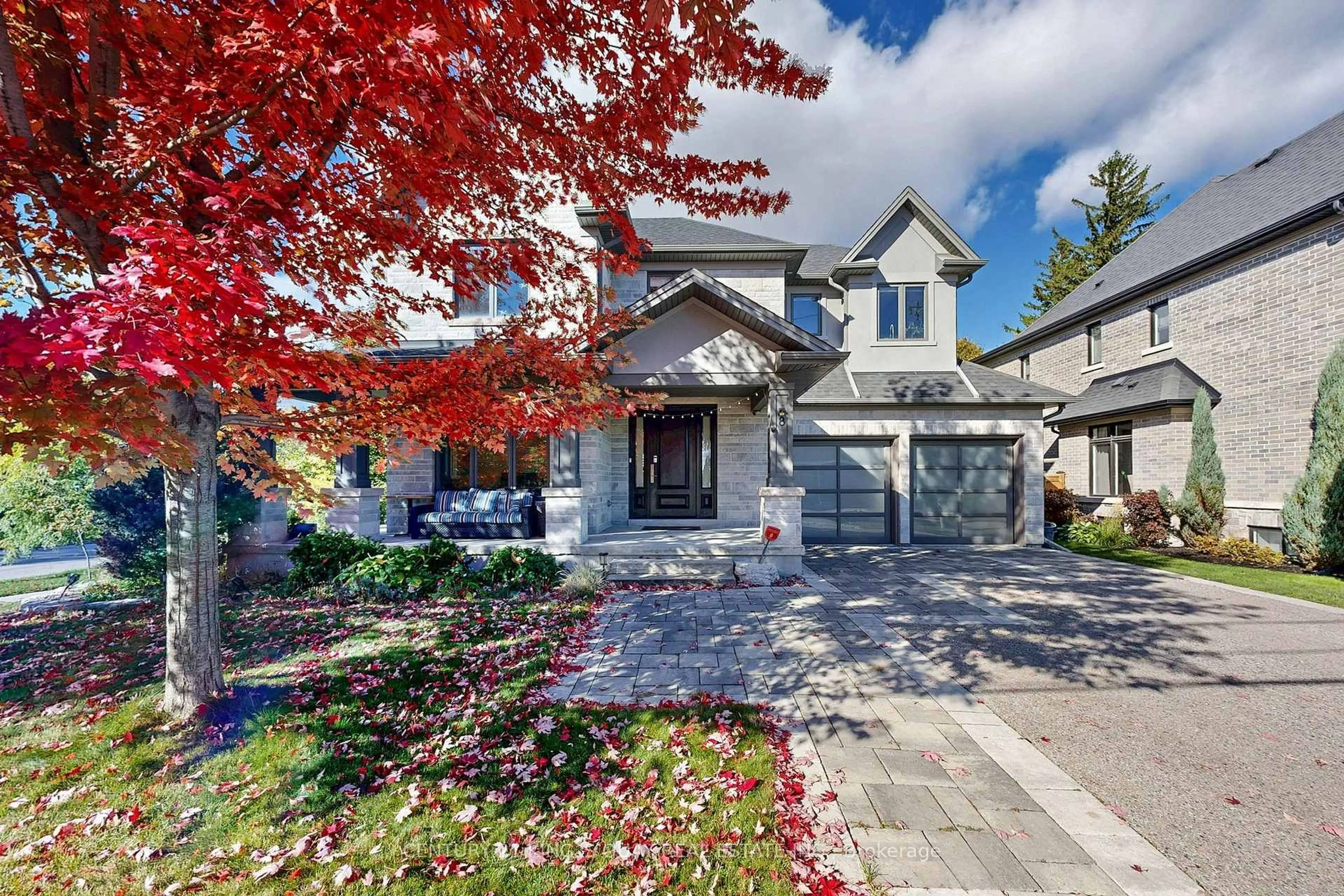 Home with brick exterior material, street for 8 Parkway Ave, Markham Ontario L3P 2E8