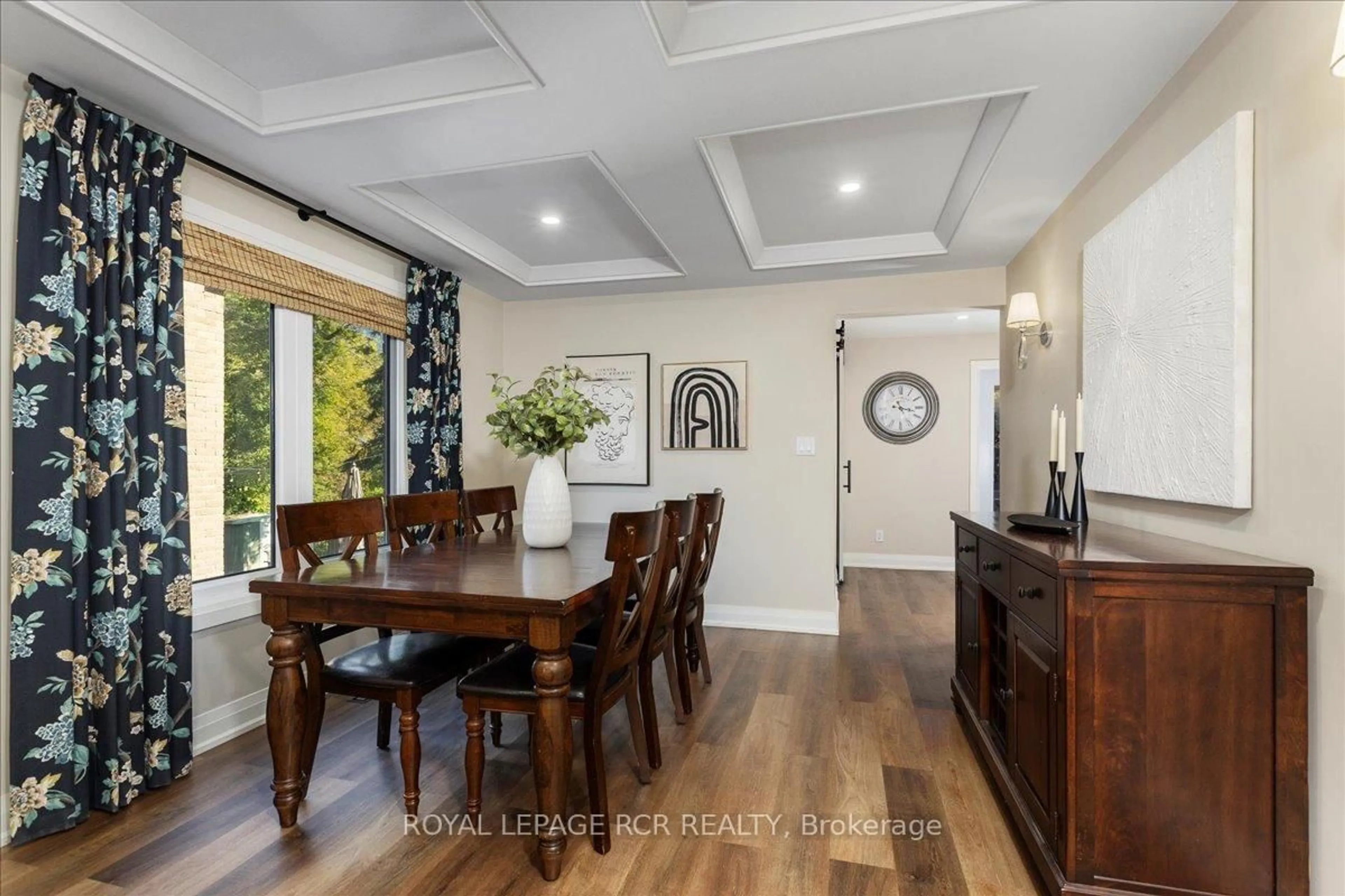 Dining room, unknown for 448 Dover Cres, Newmarket Ontario L3Y 6C5