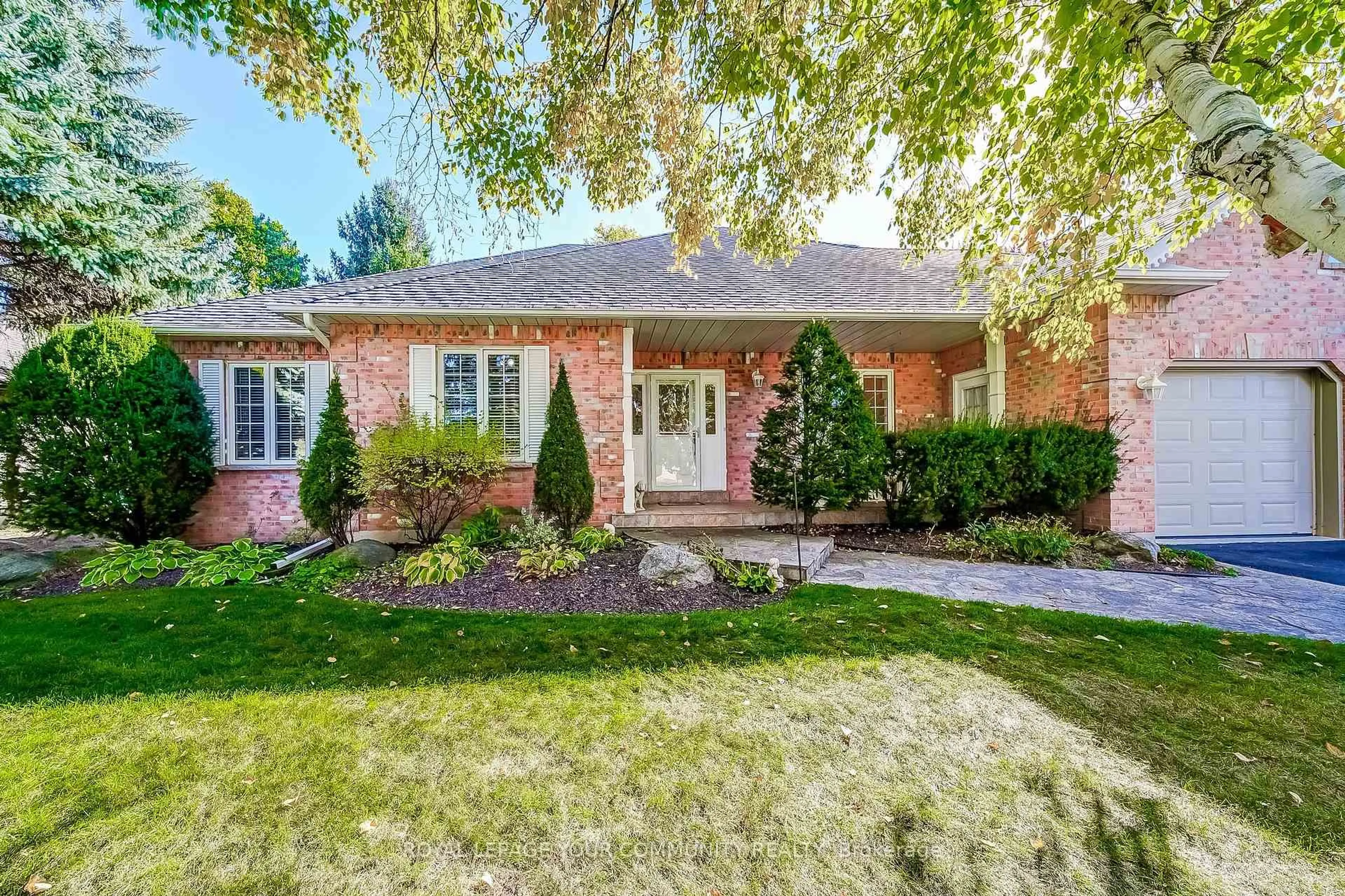 Home with brick exterior material, street for 53 David Willson Tr, East Gwillimbury Ontario L0G 1V0