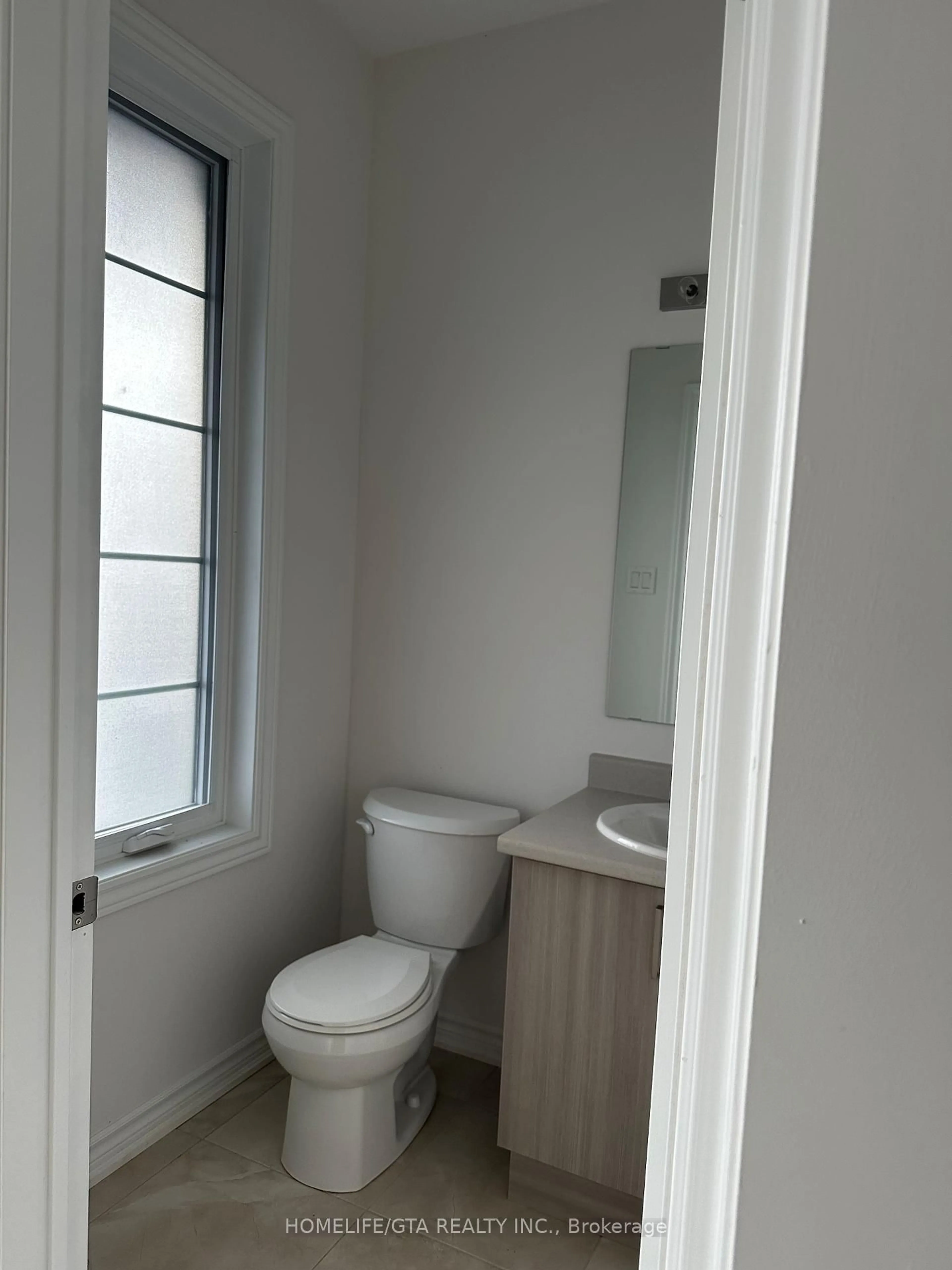 A pic of a room for 80 Big Canoe Dr, Georgina Ontario L0E 1R0