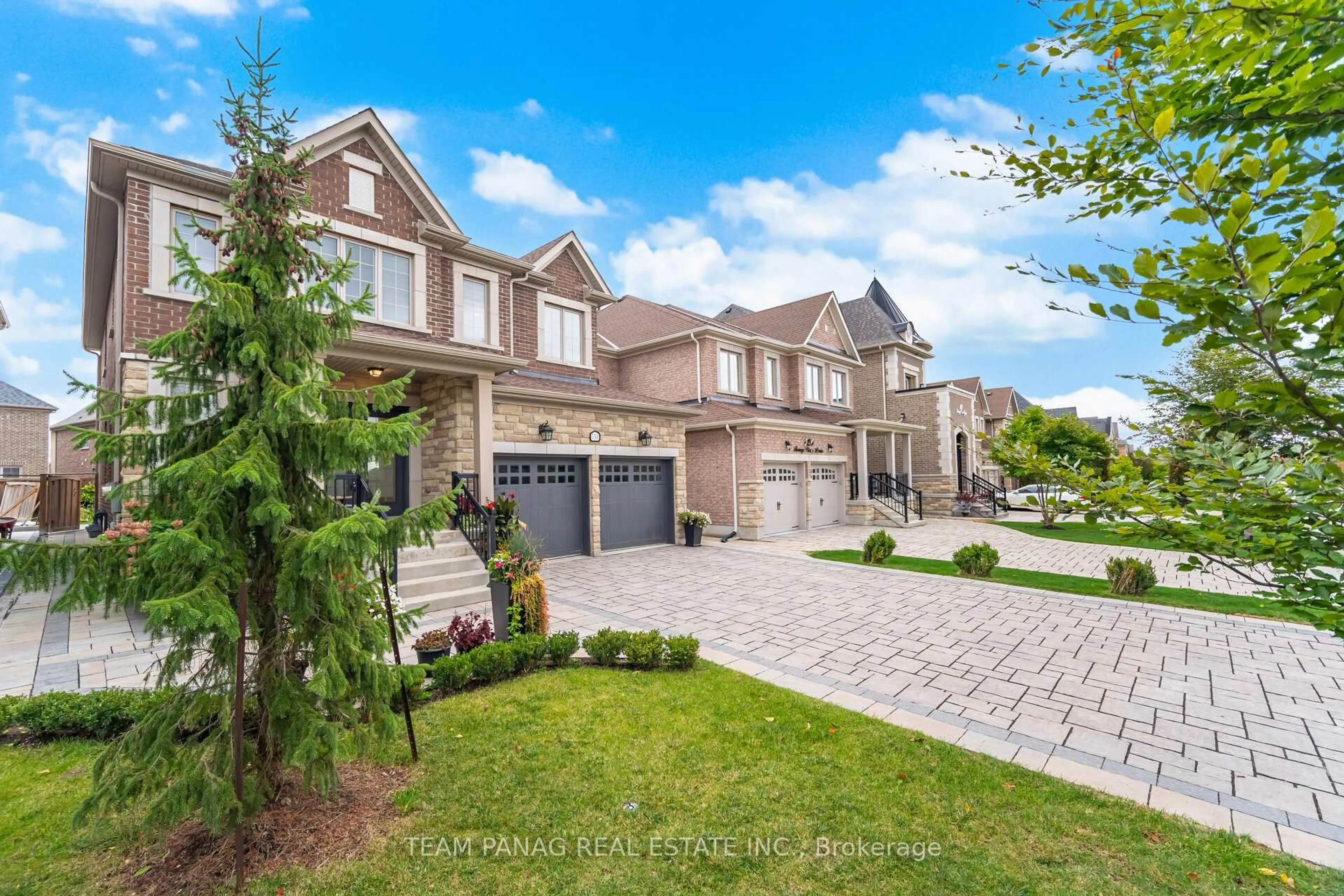Home with brick exterior material, street for 130 Torrey Pines Rd, Vaughan Ontario L4H 3N5