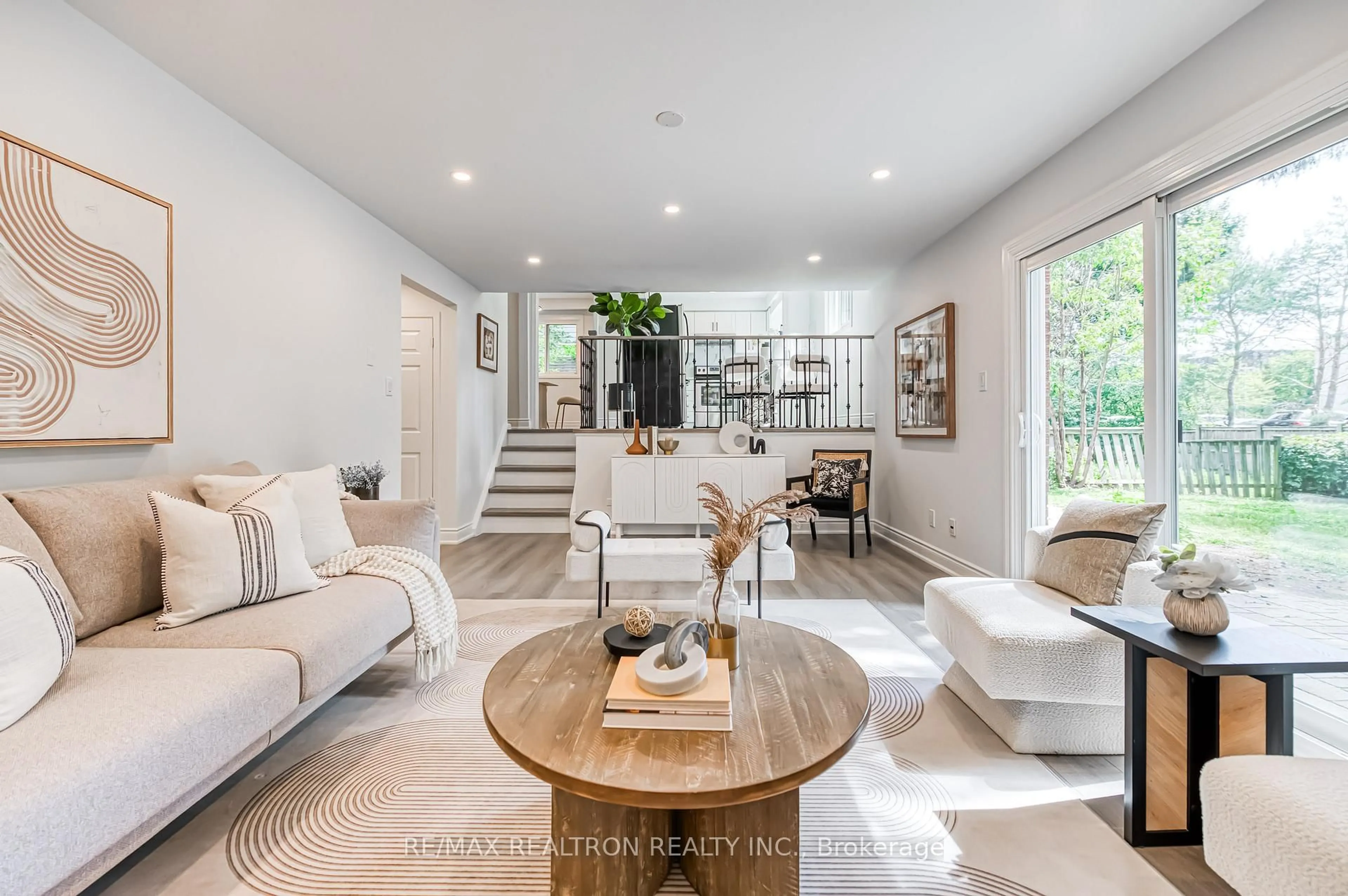 Living room with furniture, unknown for 39 Ferrah St, Markham Ontario L3R 1N6