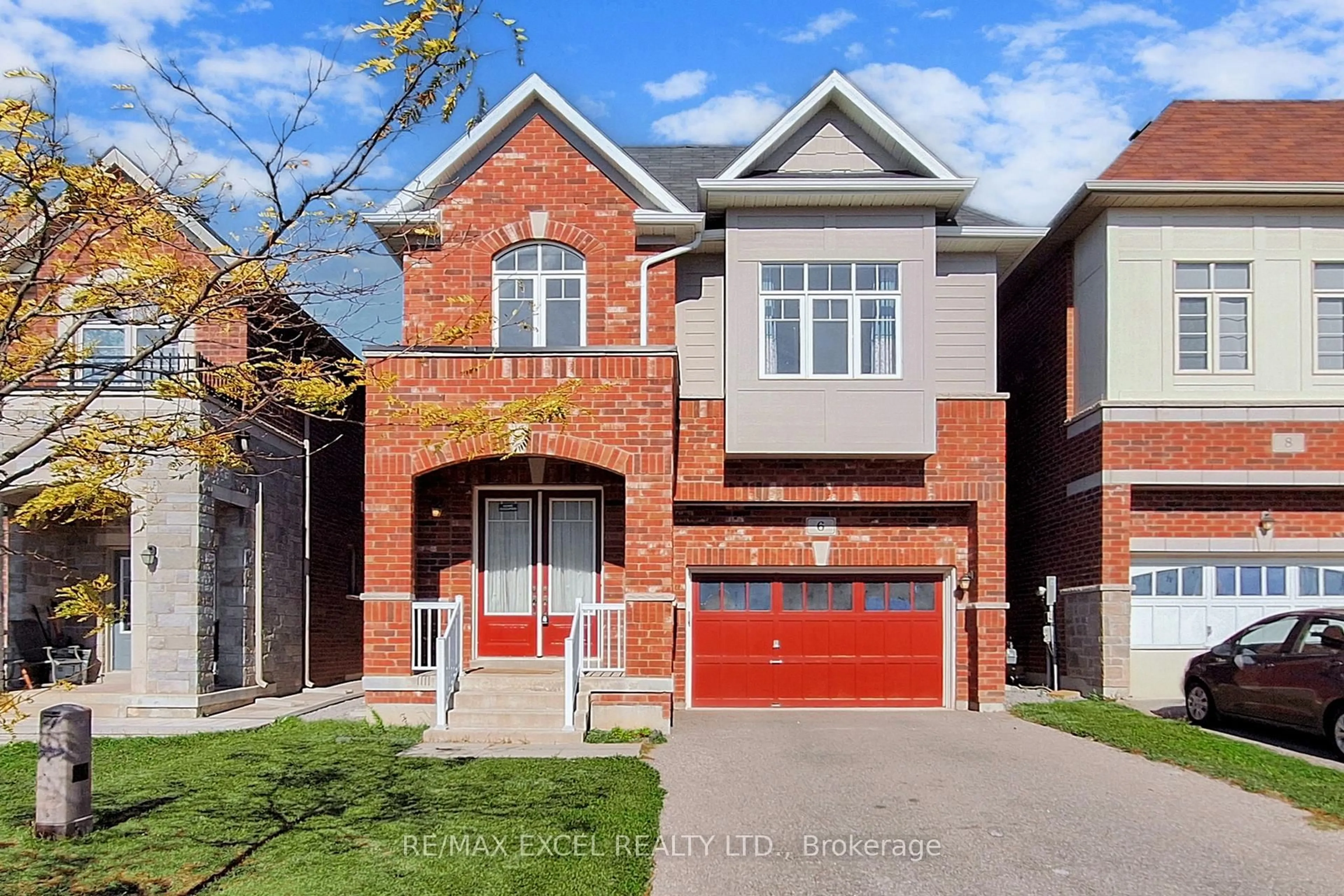 Home with brick exterior material, street for 6 Kavanagh Ave, East Gwillimbury Ontario L0G 1V0