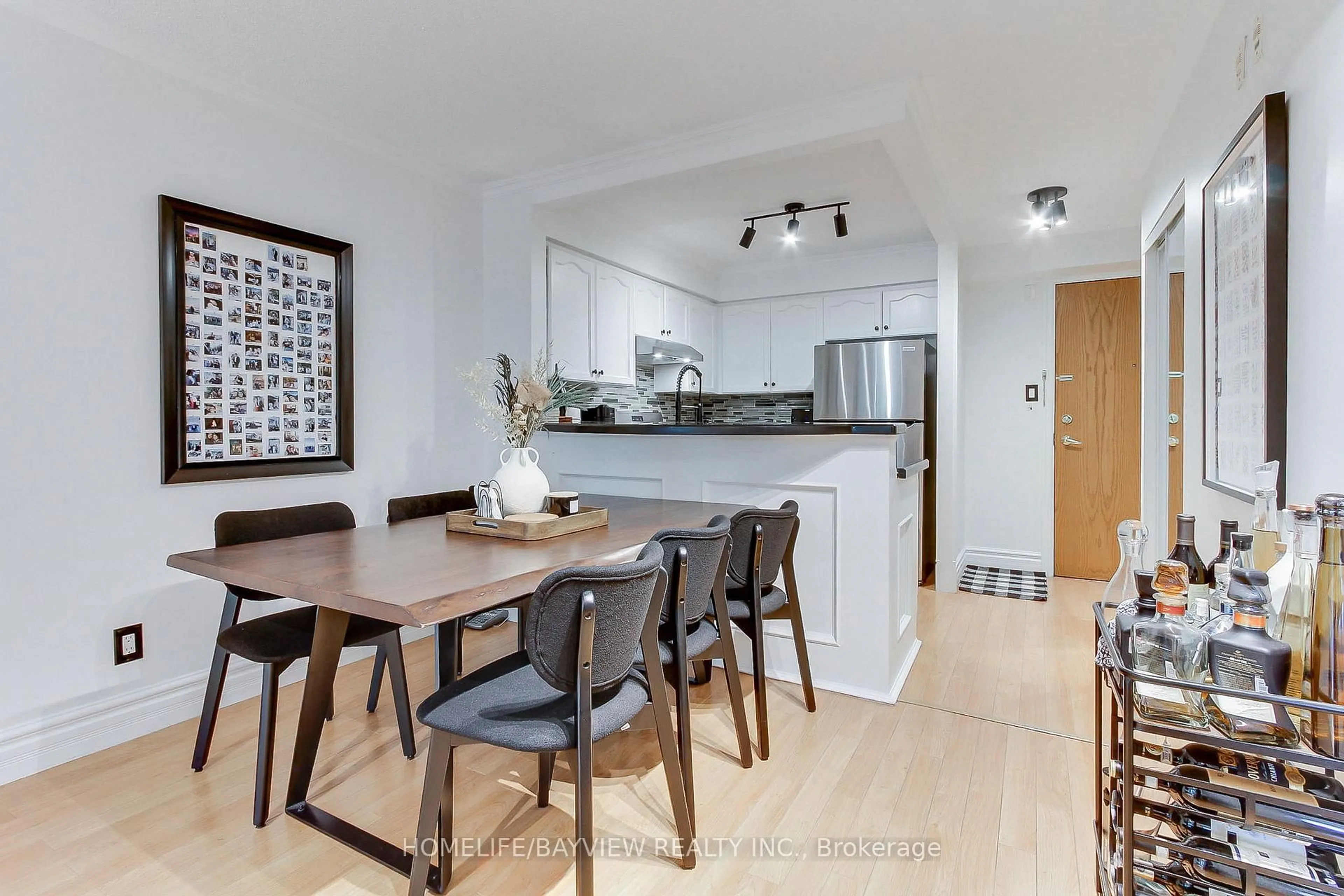 Unknown for 245 Pine Grove Rd #110, Vaughan Ontario L4L 2H7