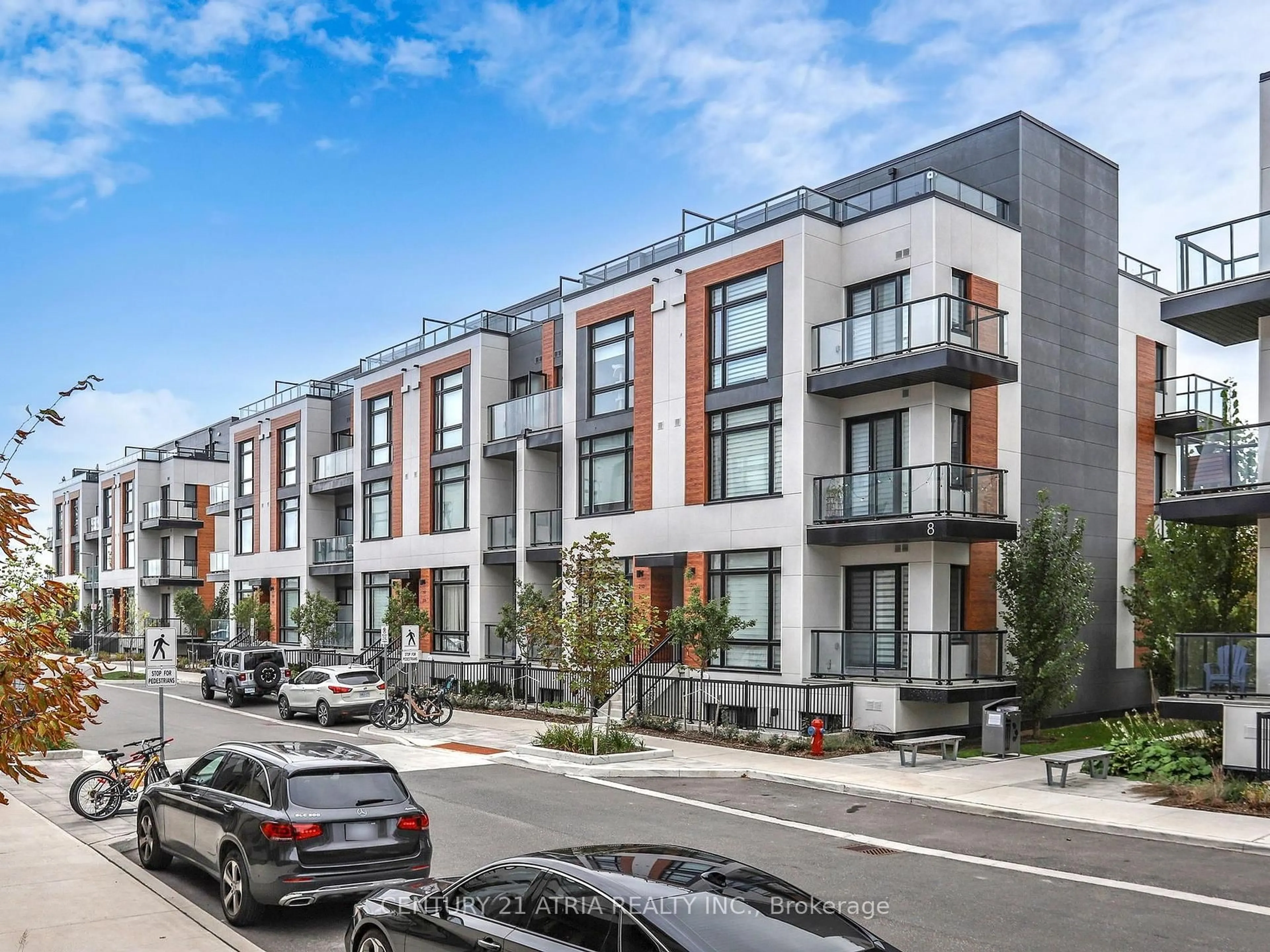 Unknown for 8 Steckley House Lane #216, Richmond Hill Ontario L4S 0N1