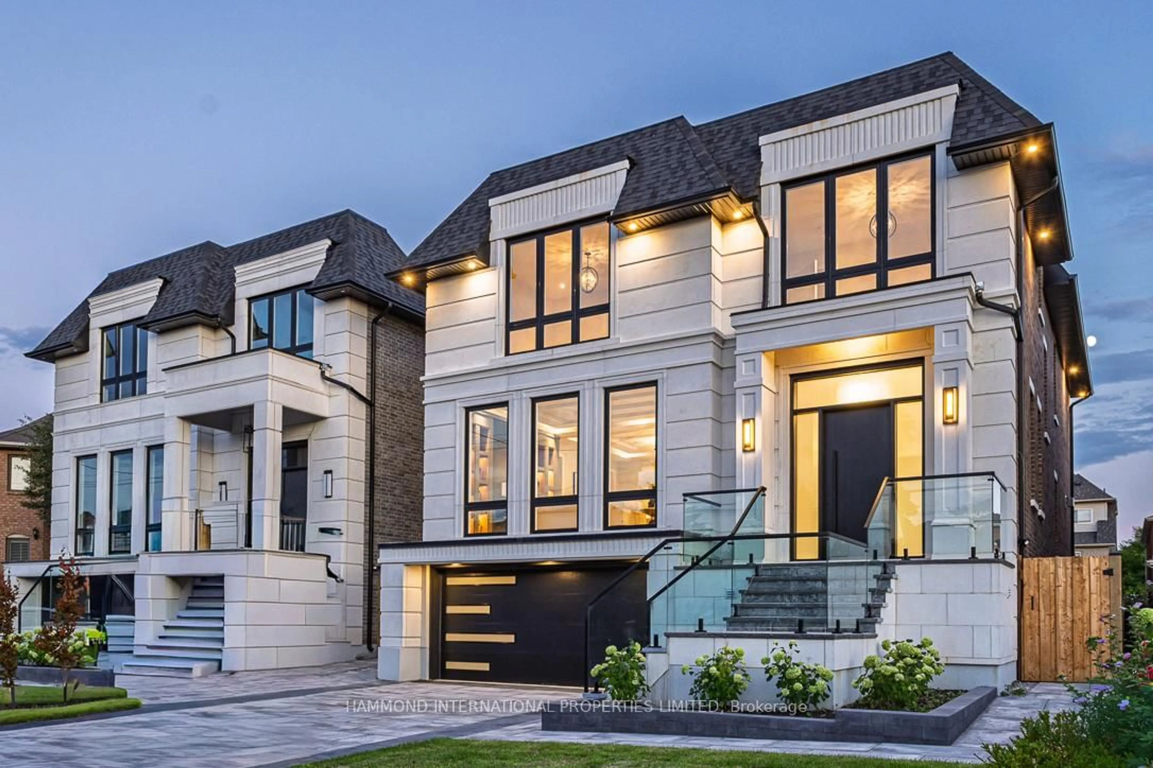 Home with brick exterior material, street for 117 Crestwood Rd, Vaughan Ontario L4J 1A7