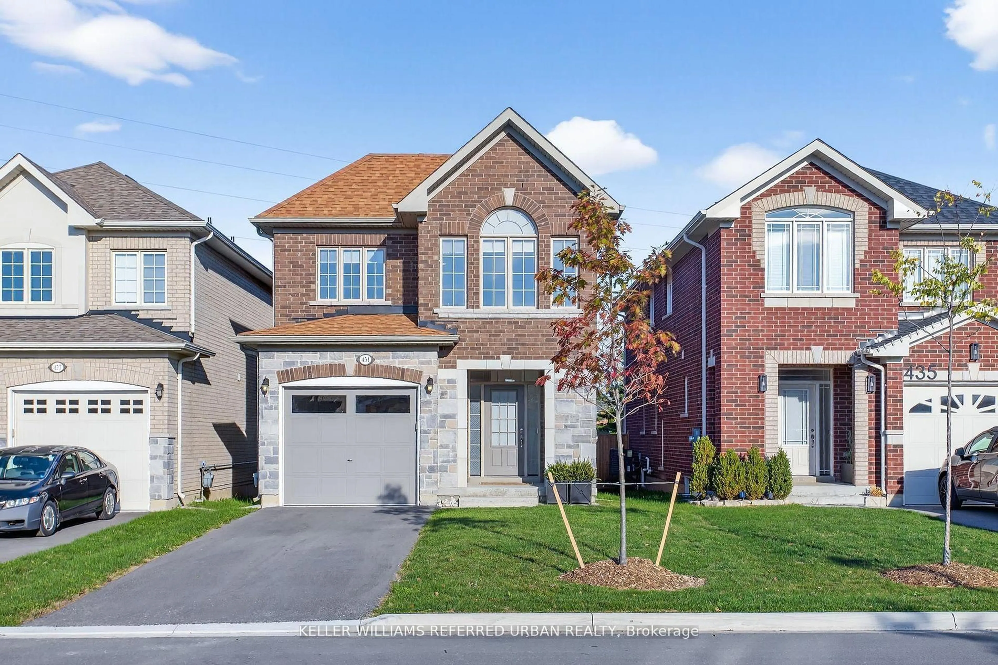 Home with brick exterior material, street for 431 Rita's Ave, Newmarket Ontario L3X 2N1