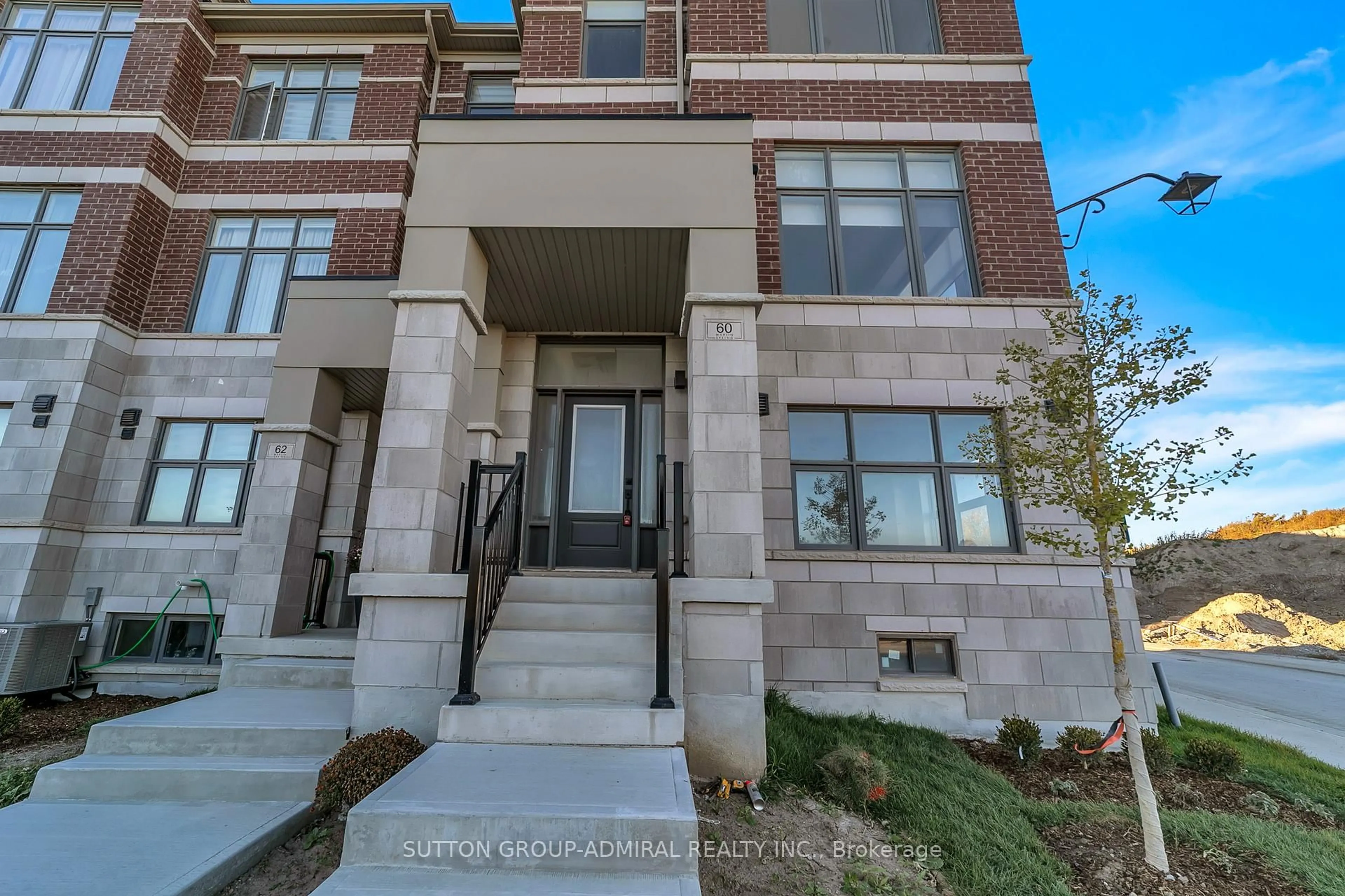 Home with brick exterior material, street for 60 Lunay Dr, Richmond Hill Ontario L4S 0P2