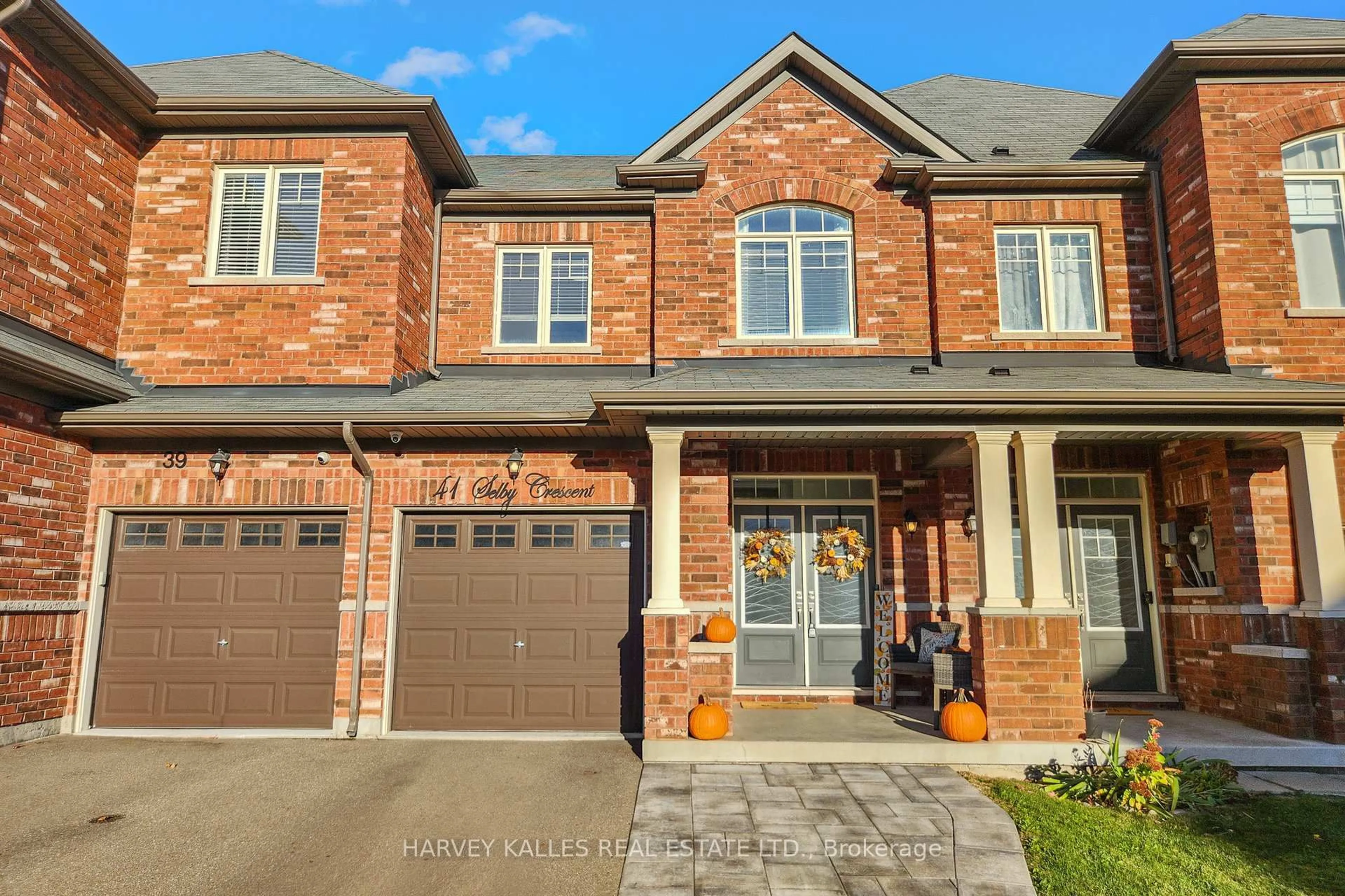 Home with brick exterior material, street for 41 Selby Cres, Bradford West Gwillimbury Ontario L3Z 0V3