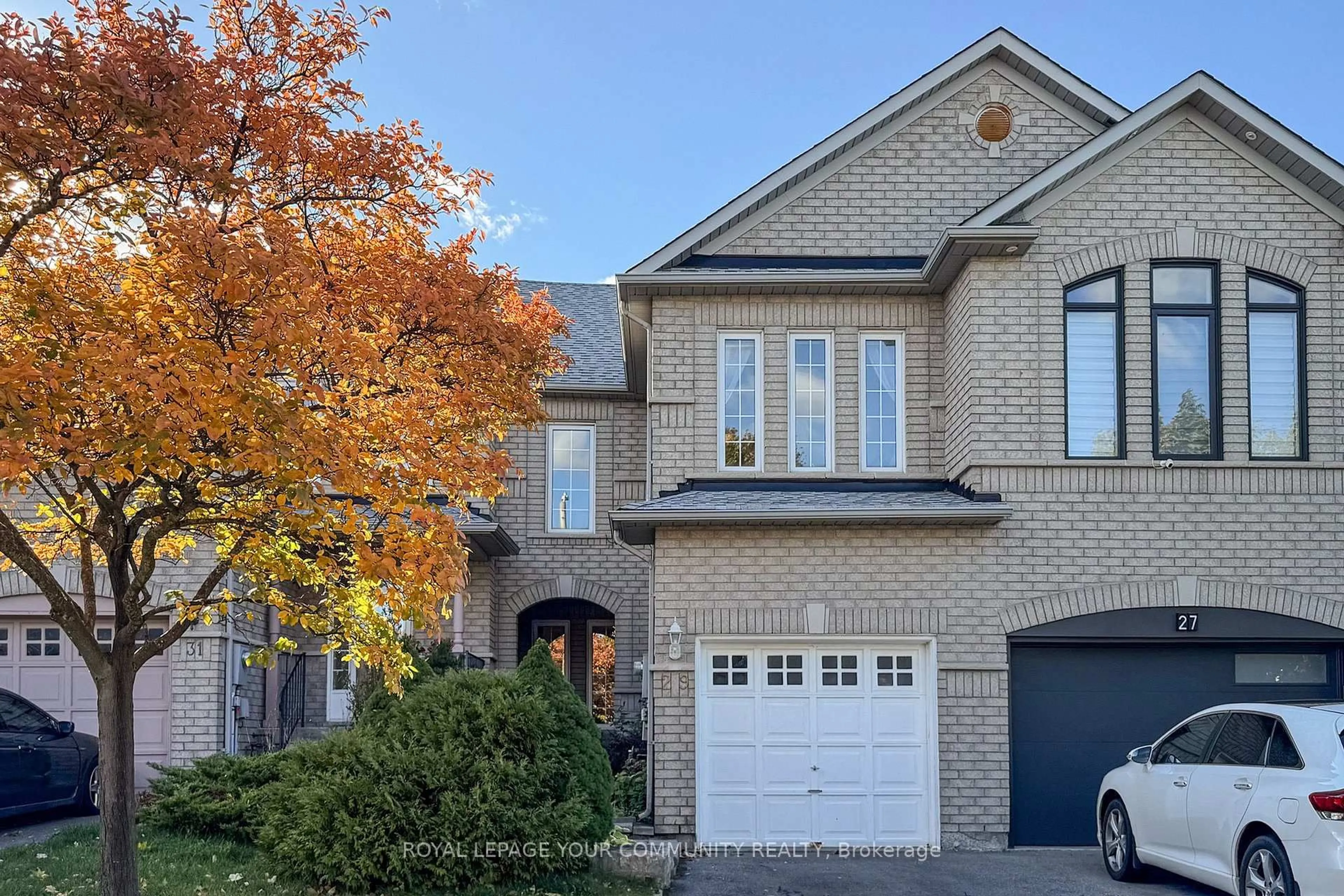 Home with brick exterior material, street for 29 Peninsula Cres, Richmond Hill Ontario L4S 1V1