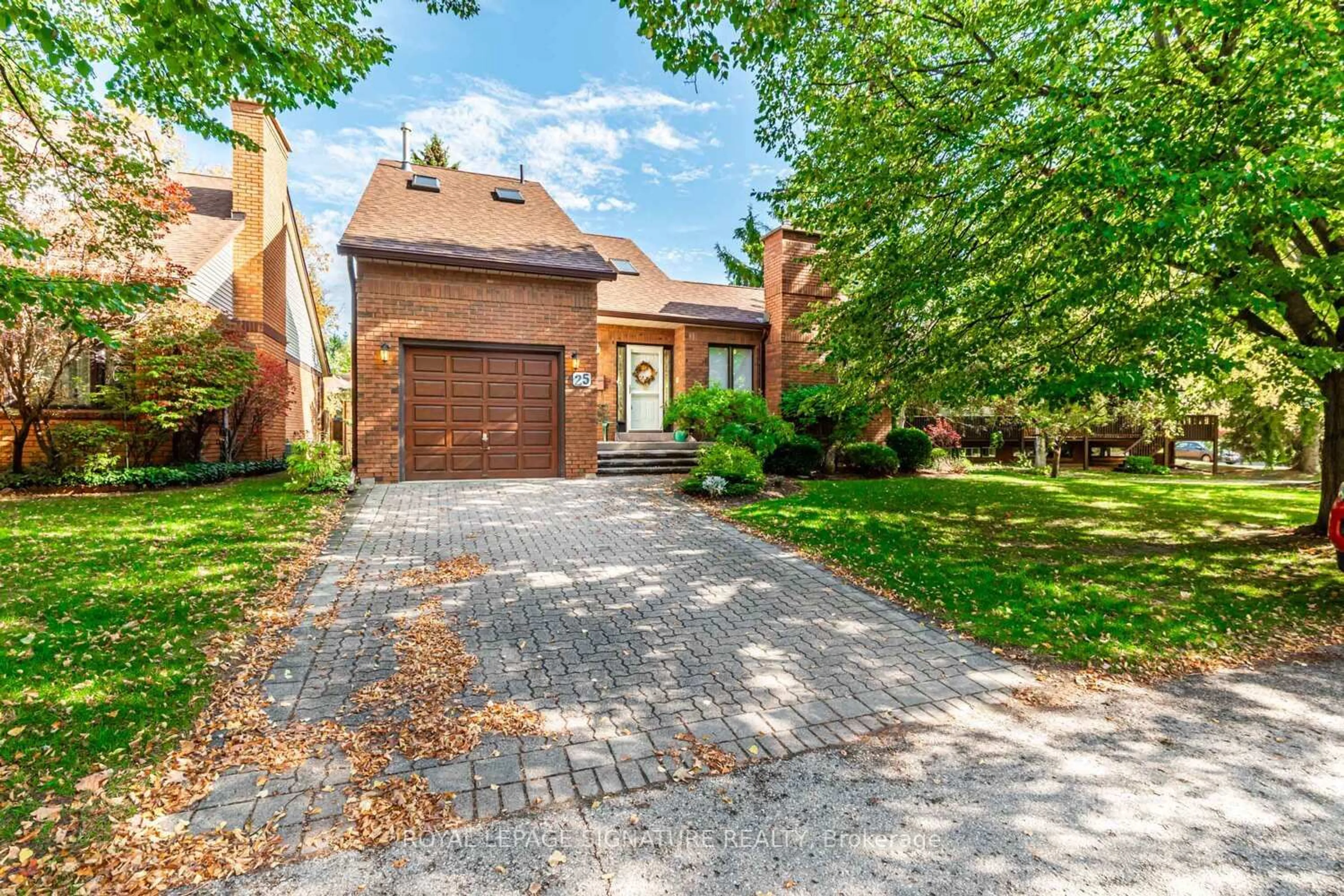 Home with brick exterior material, street for 25 Riverview Rd, New Tecumseth Ontario L9R 1R9