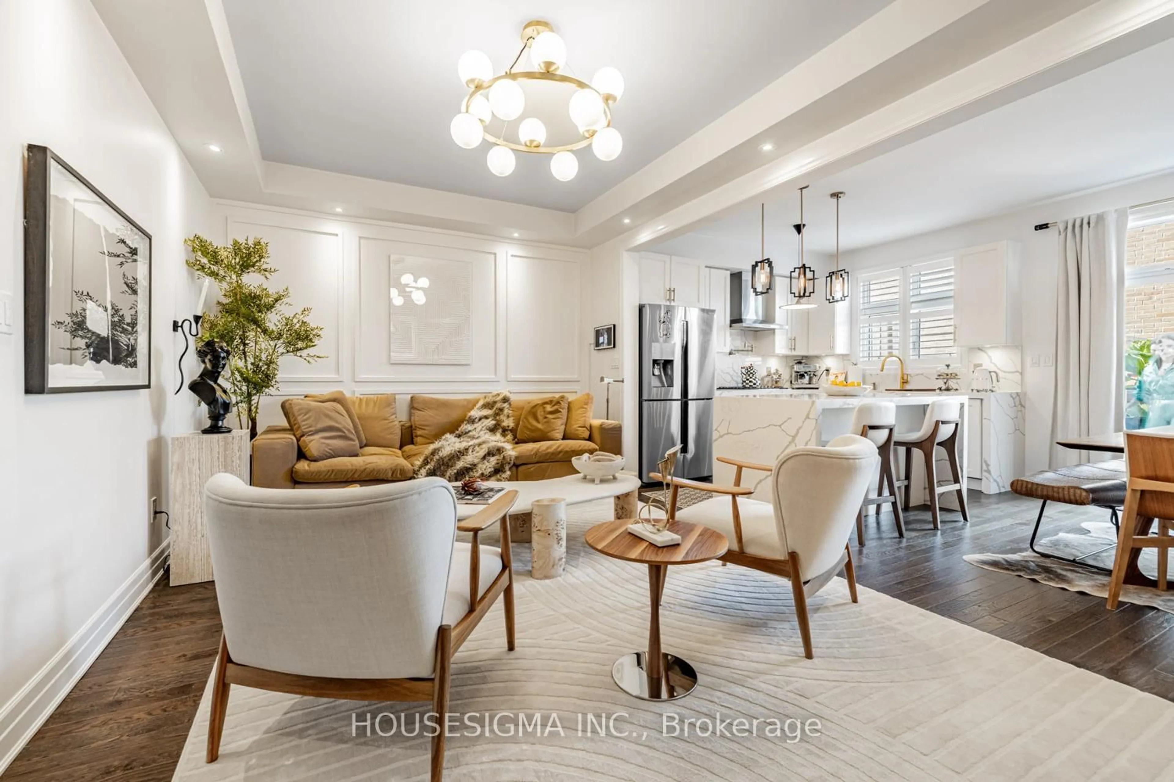 Living room with furniture, unknown for 46 Vedette Way, Vaughan Ontario L4H 4K3