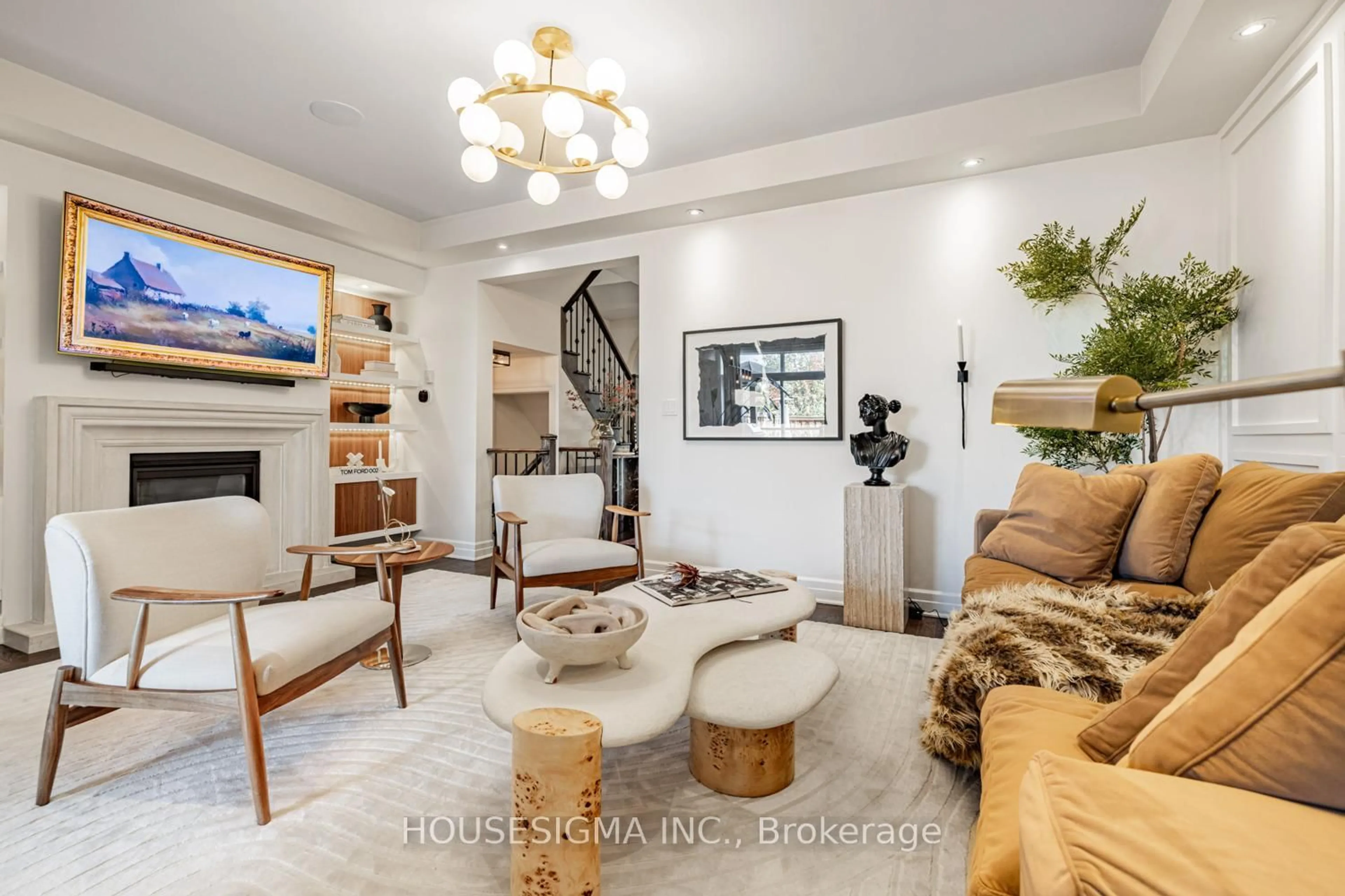 Living room with furniture, unknown for 46 Vedette Way, Vaughan Ontario L4H 4K3