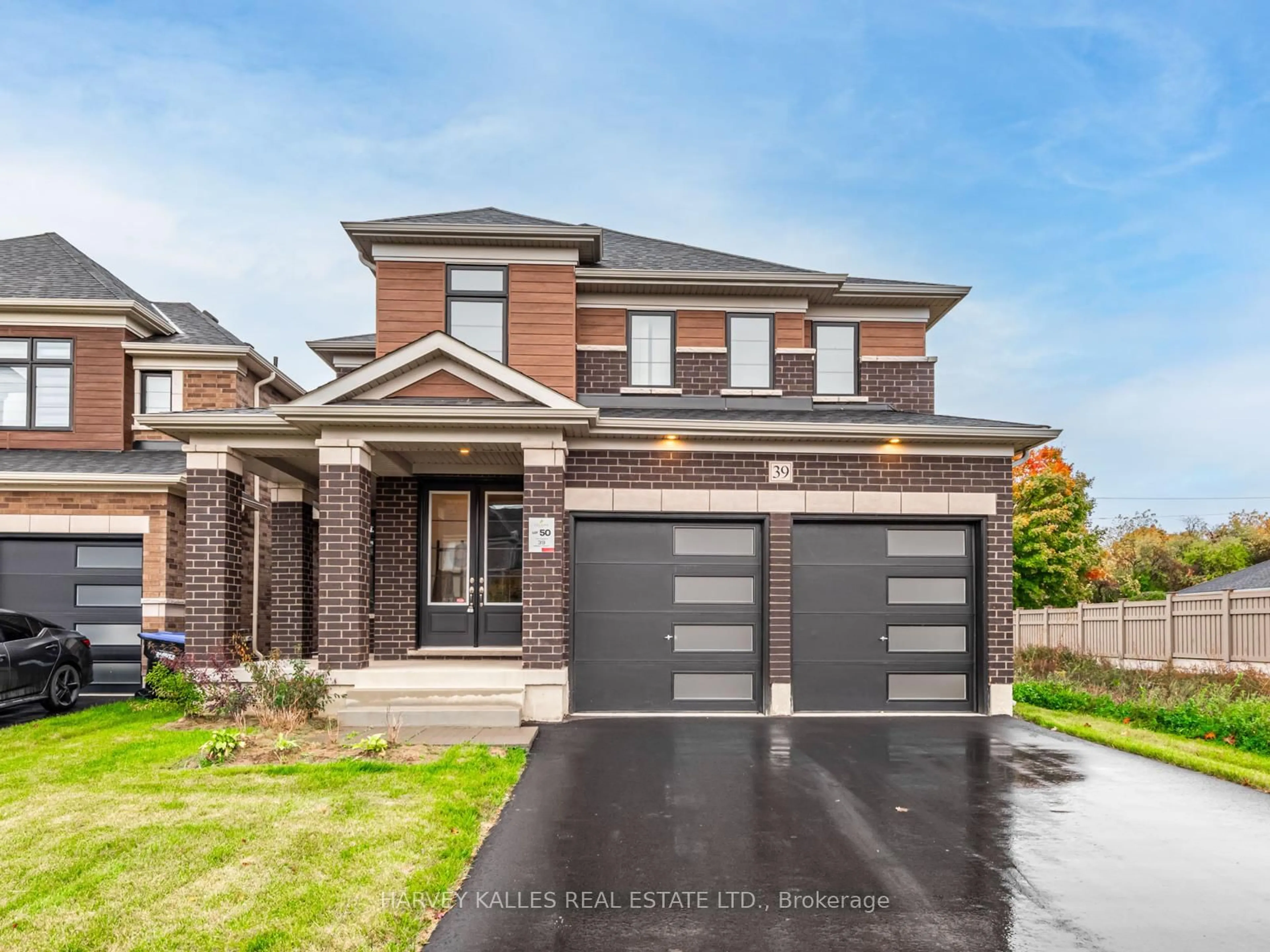 Home with brick exterior material, street for 39 Sandhill Cres, Adjala-Tosorontio Ontario L0G 1W0