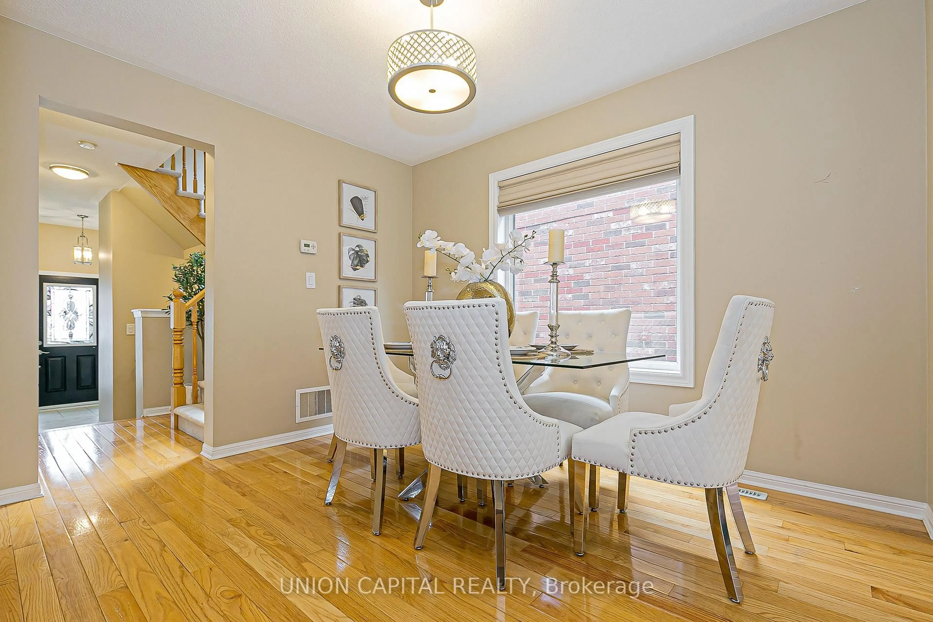 Dining room, unknown for 115 Ken Laushway Ave, Whitchurch-Stouffville Ontario L4A 0J5