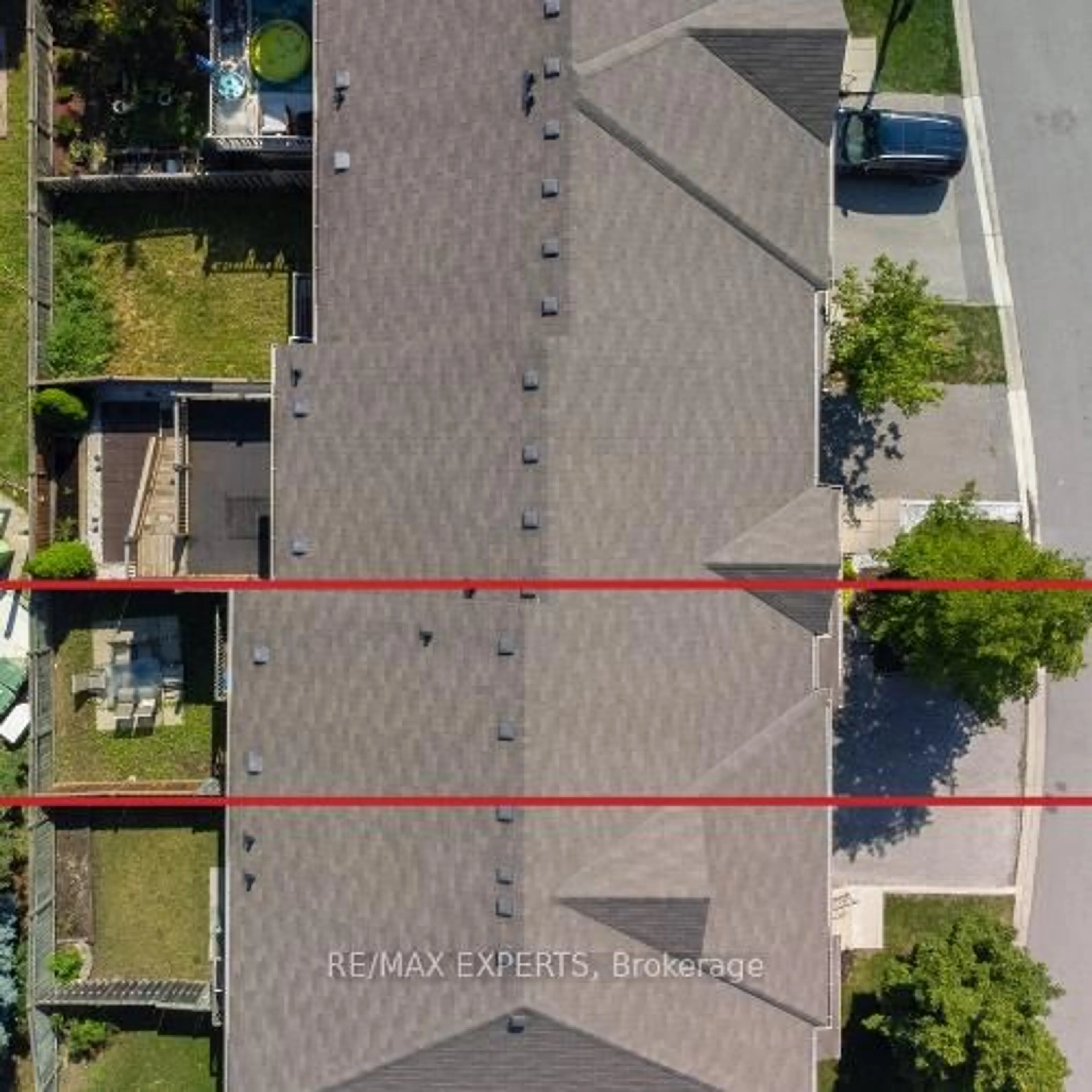 A pic from outside/outdoor area/front of a property/back of a property/a pic from drone, street for 19 Foxchase Ave #31, Vaughan Ontario L4L 9M9