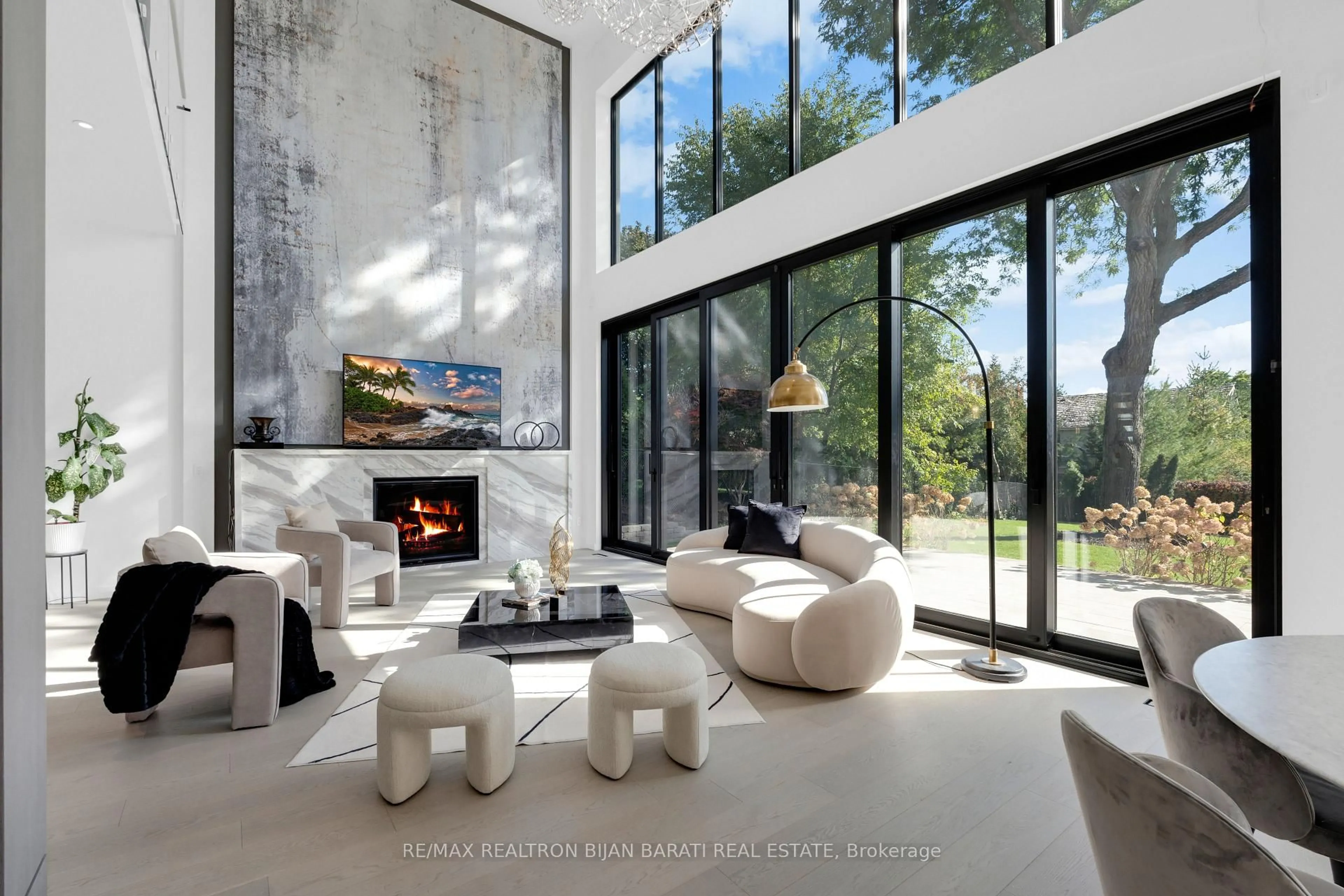 Living room with furniture, cement floor for 21 Idleswift Dr, Vaughan Ontario L4J 1K9