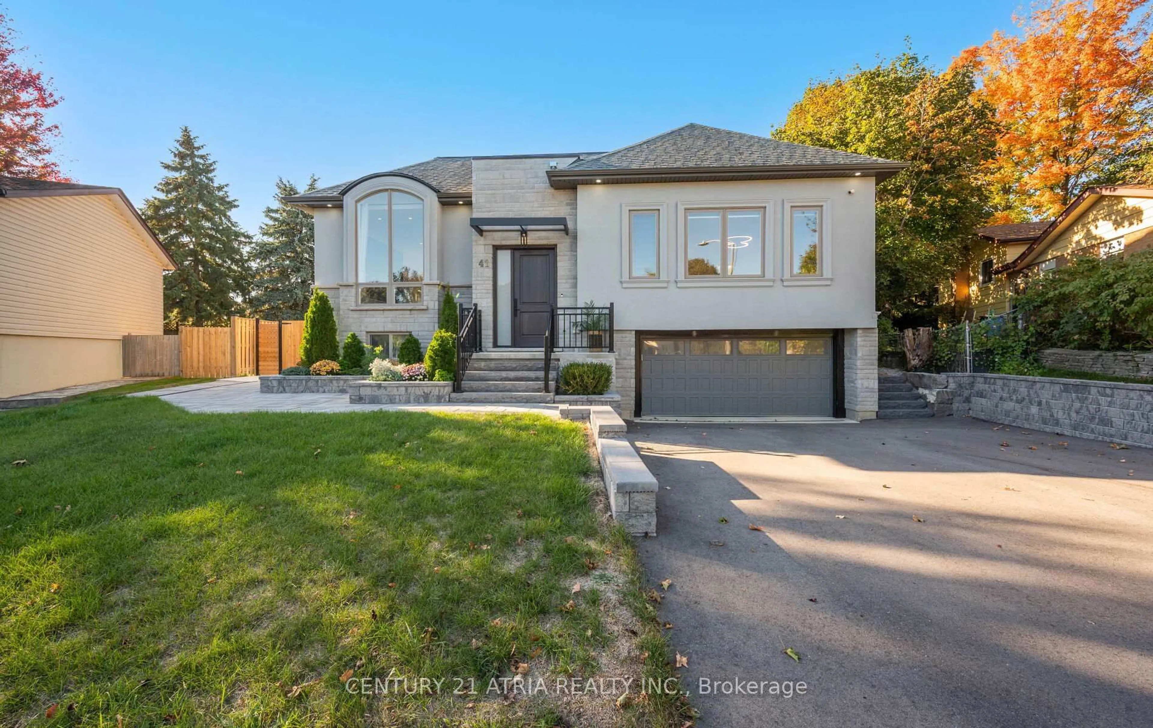 Home with brick exterior material, street for 41 Sir Bodwin Pl, Markham Ontario L1P 2X7
