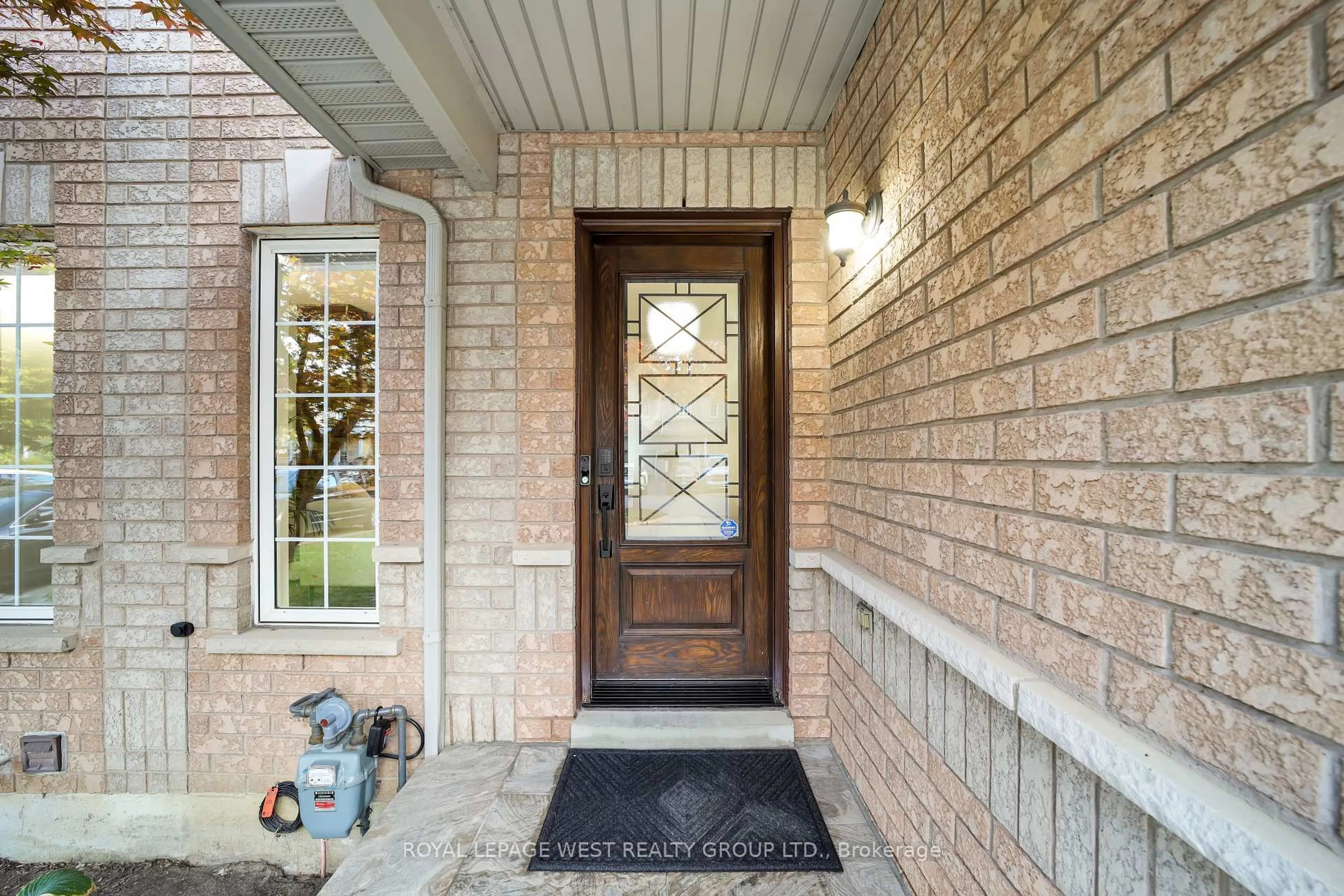 Unknown for 272 Wildberry Cres, Vaughan Ontario L4H 2H7