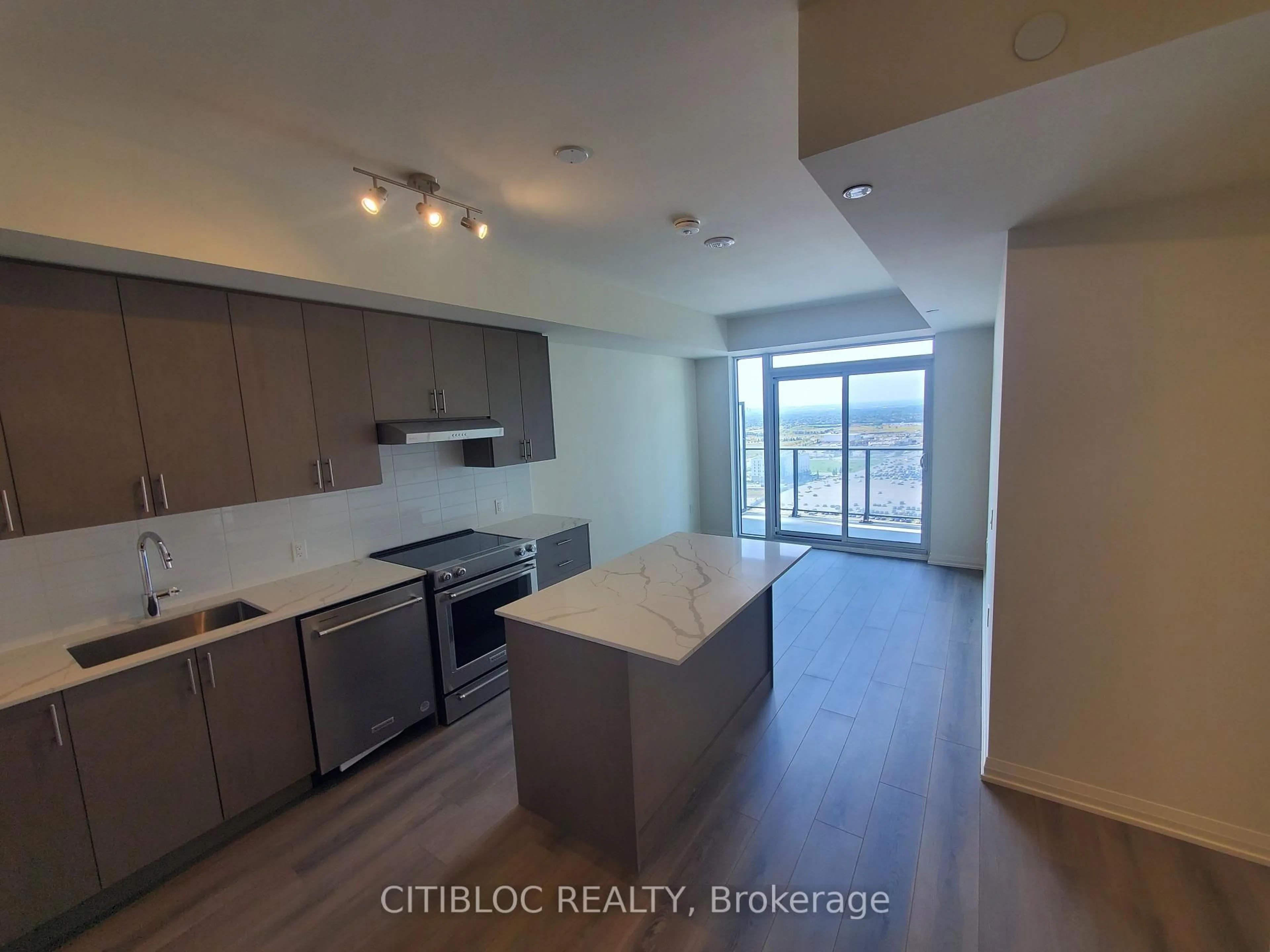 Open concept kitchen, unknown for 8960 Jane St #2311, Vaughan Ontario L4K 2M9