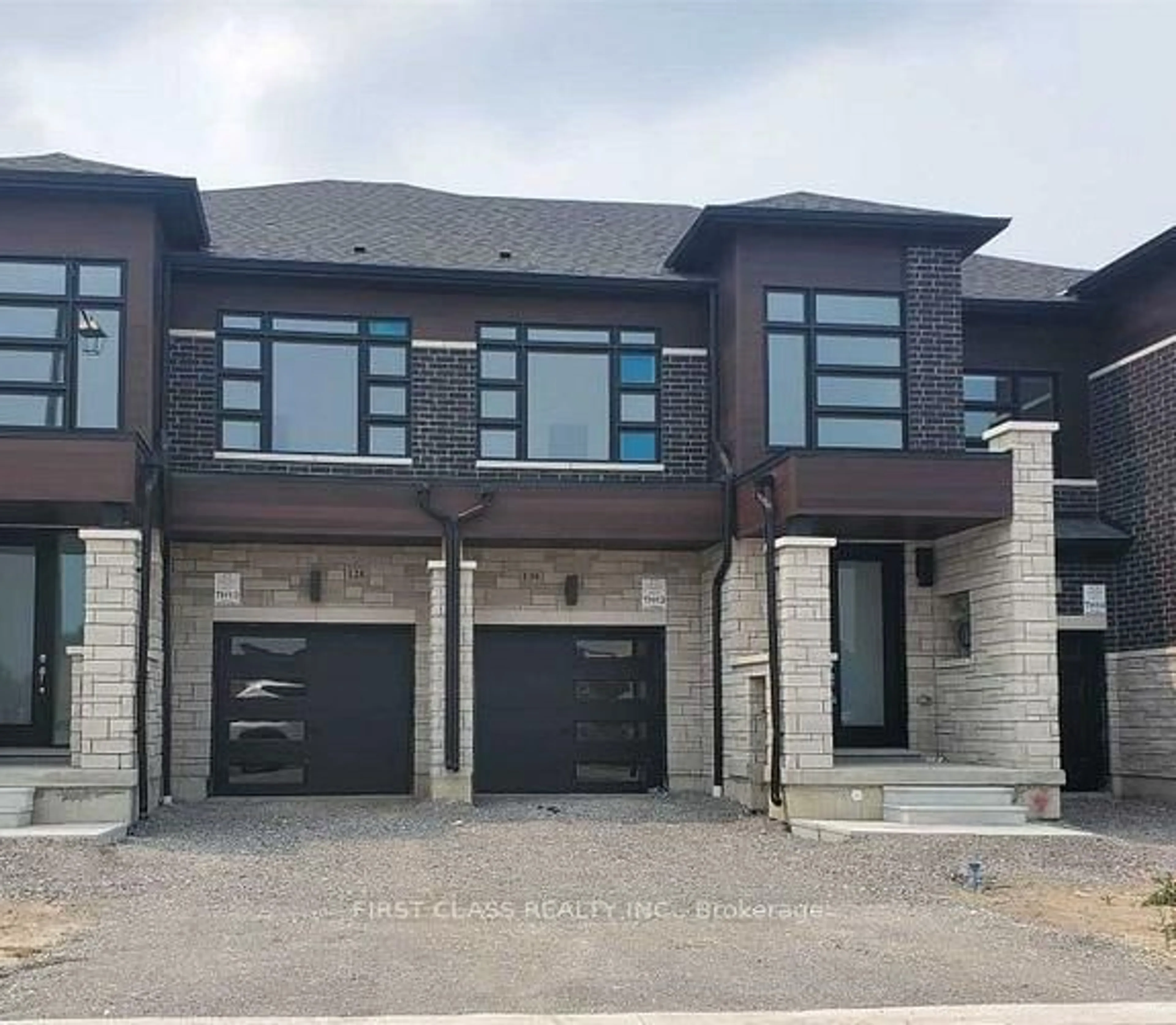 Home with brick exterior material, street for 130 Hilts Dr, Richmond Hill Ontario L4S 0J2