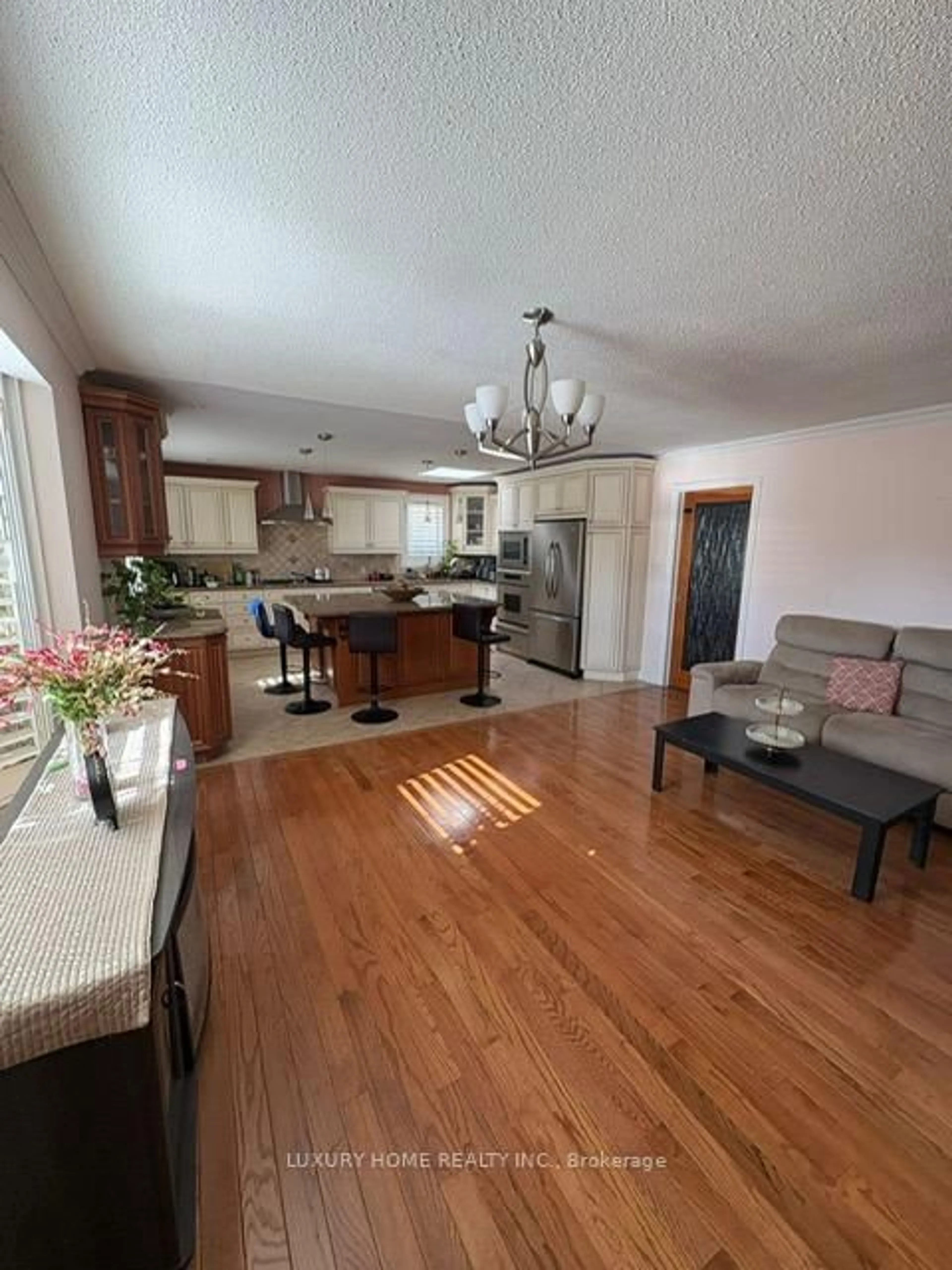 Unknown for 192 King Rd, Richmond Hill Ontario L4E 2W1