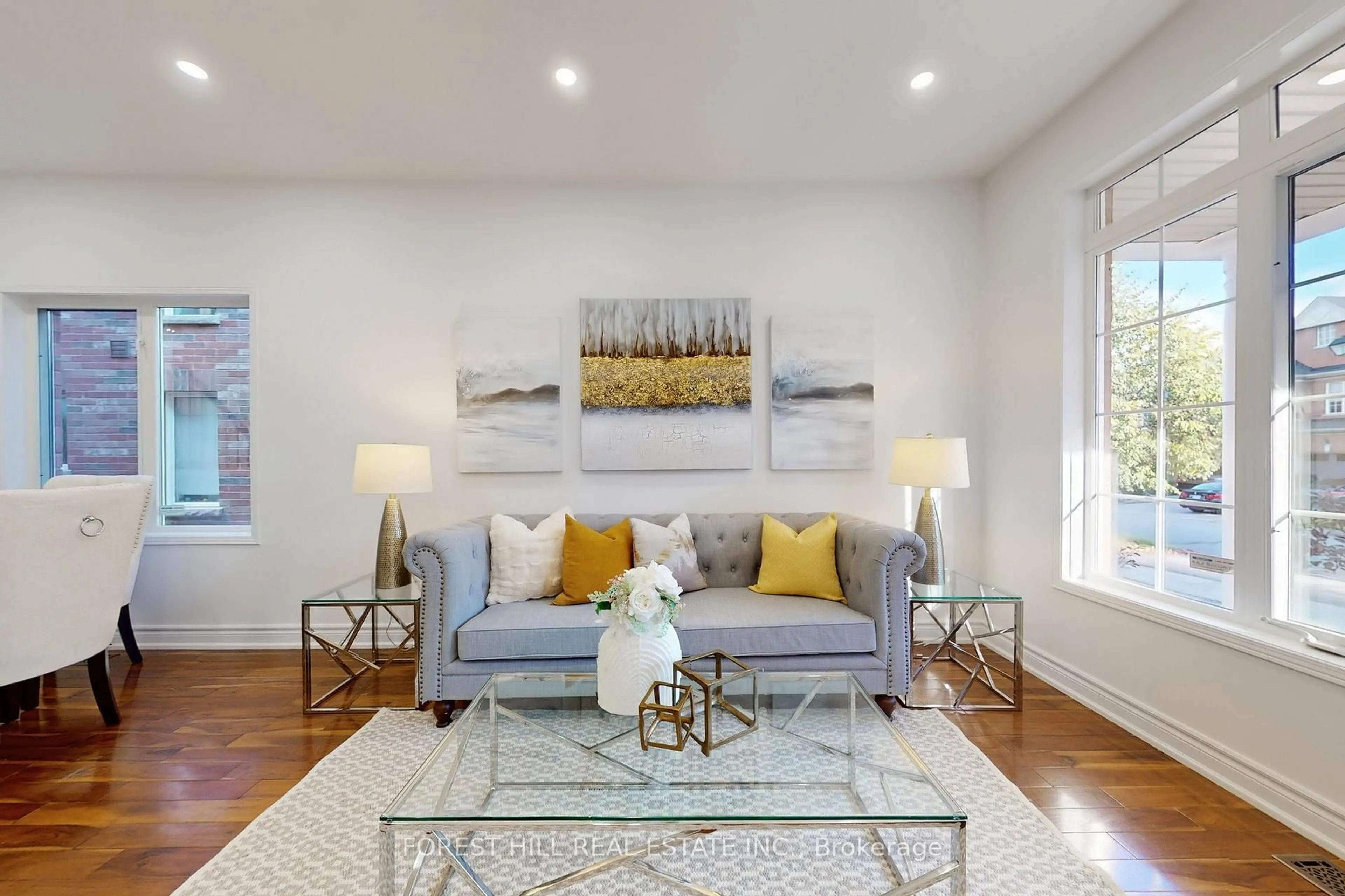 Living room with furniture, unknown for 128 Weatherill Rd, Markham Ontario L6C 2Y3