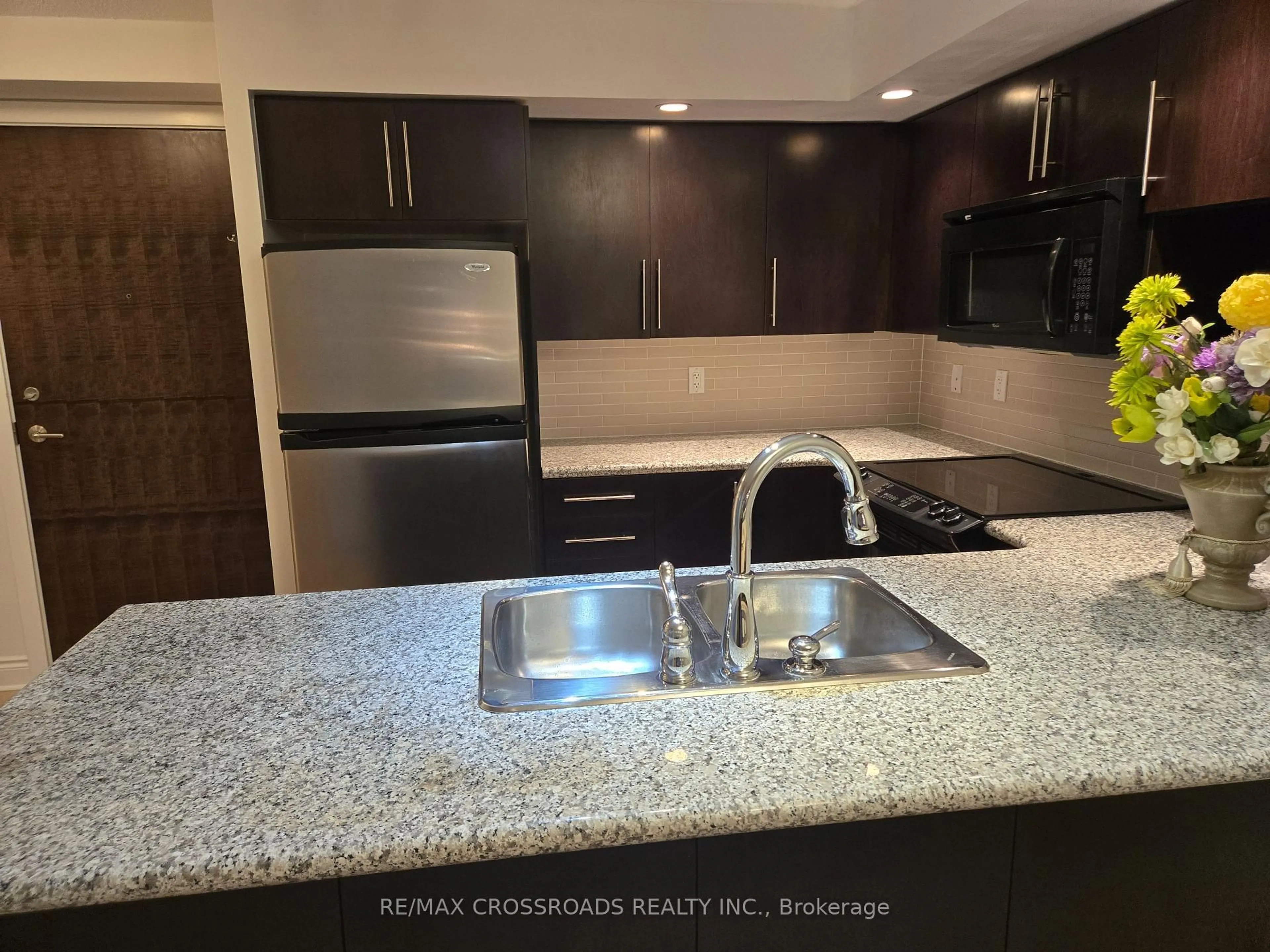 Standard kitchen, unknown for 23 Cox Blvd #659, Markham Ontario L3R 7Z9