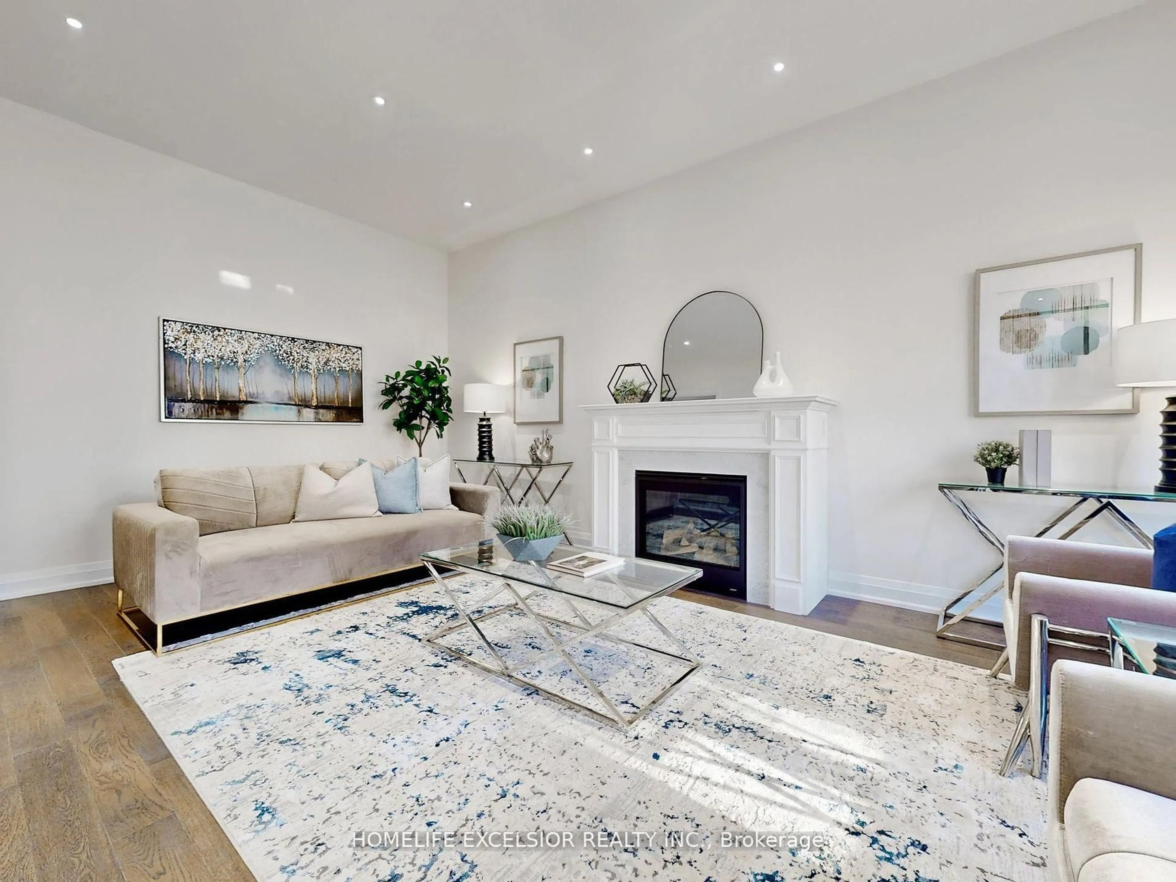 Living room with furniture, unknown for 19 Aida Pl, Richmond Hill Ontario L4E 2Y5