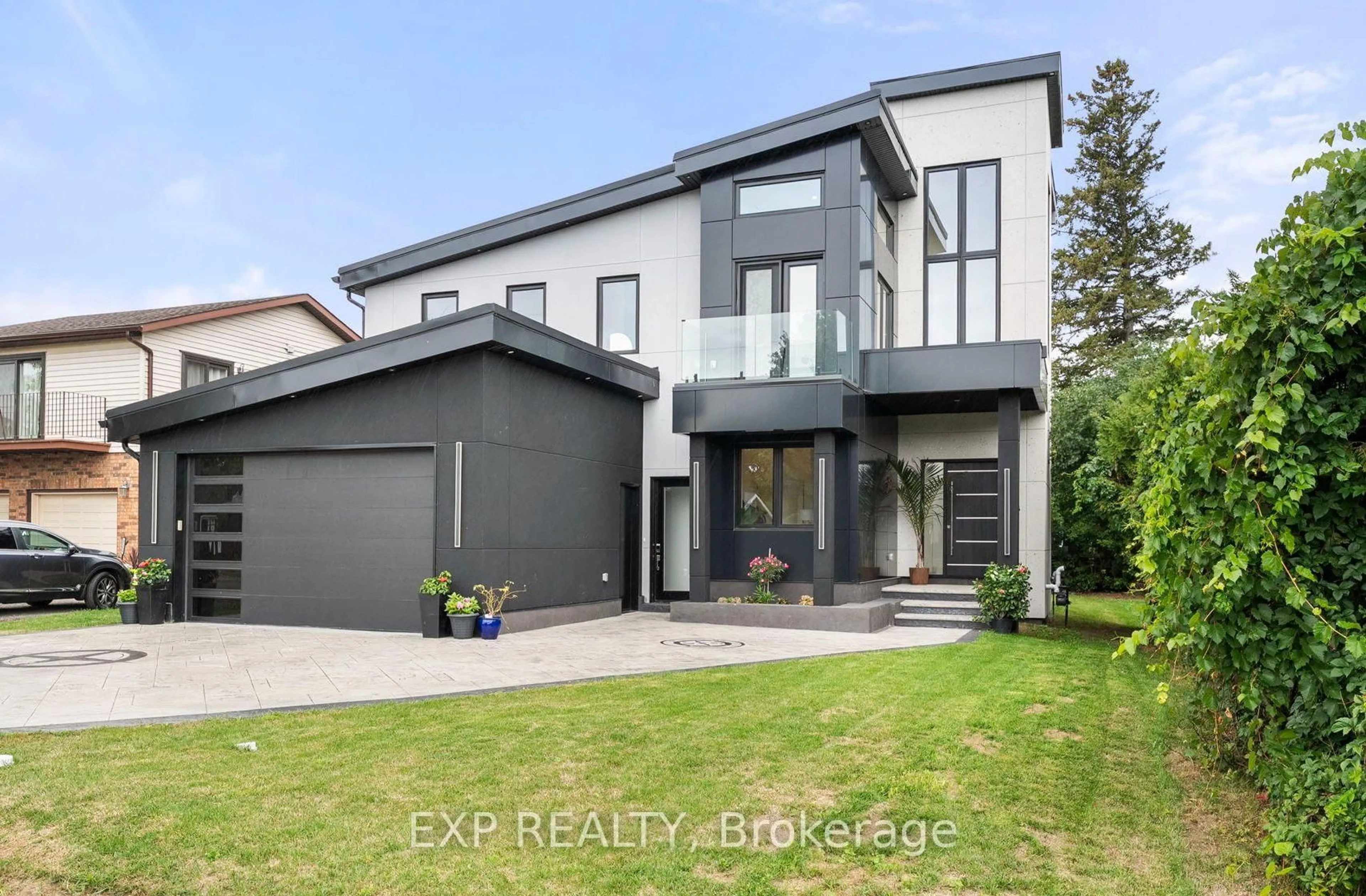 Unknown for 838 Elmwood St, Georgina Ontario L4P 3E9