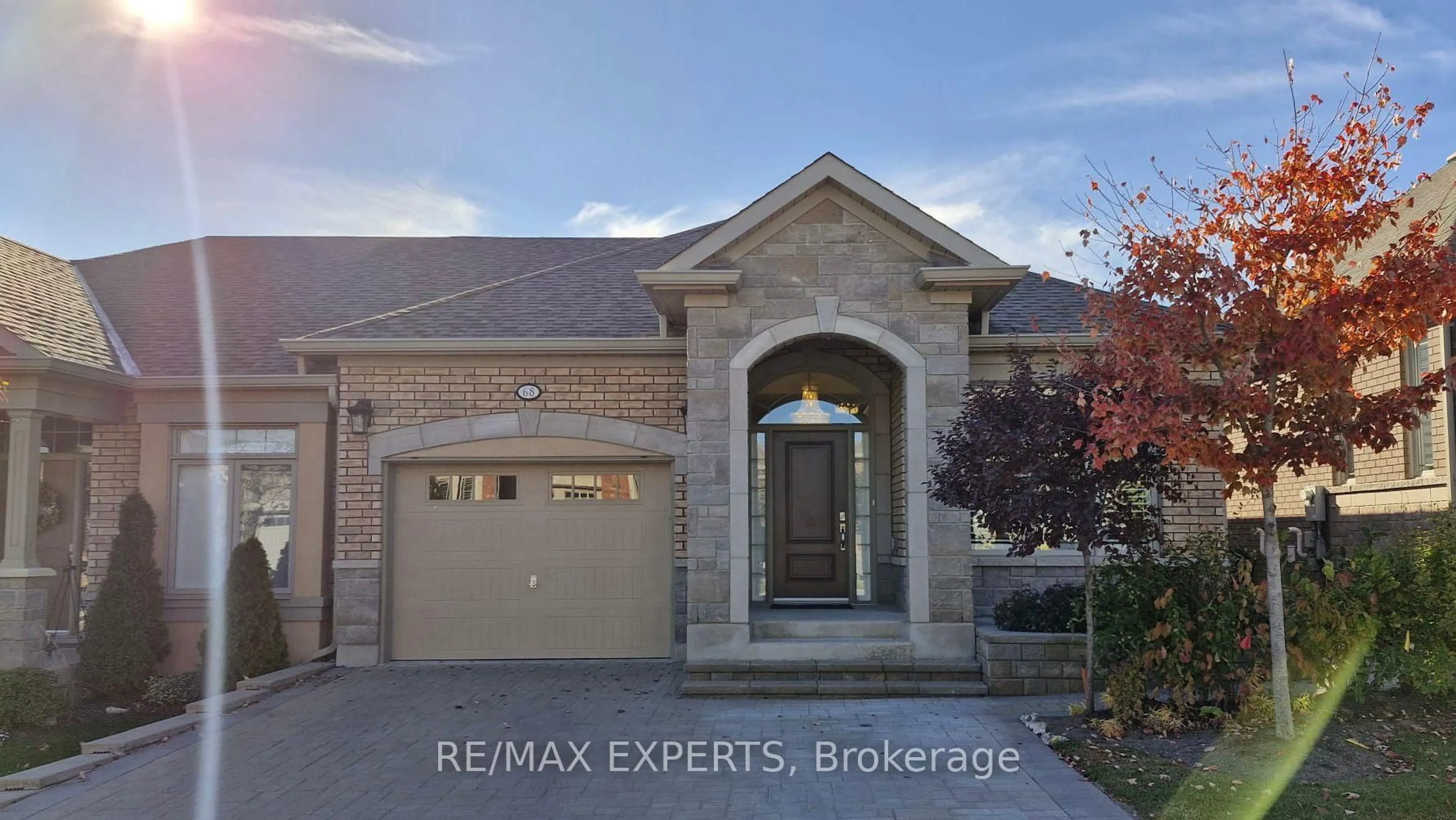 Home with brick exterior material, street for 68 Summerhill Dr #32, New Tecumseth Ontario L9R 0S5