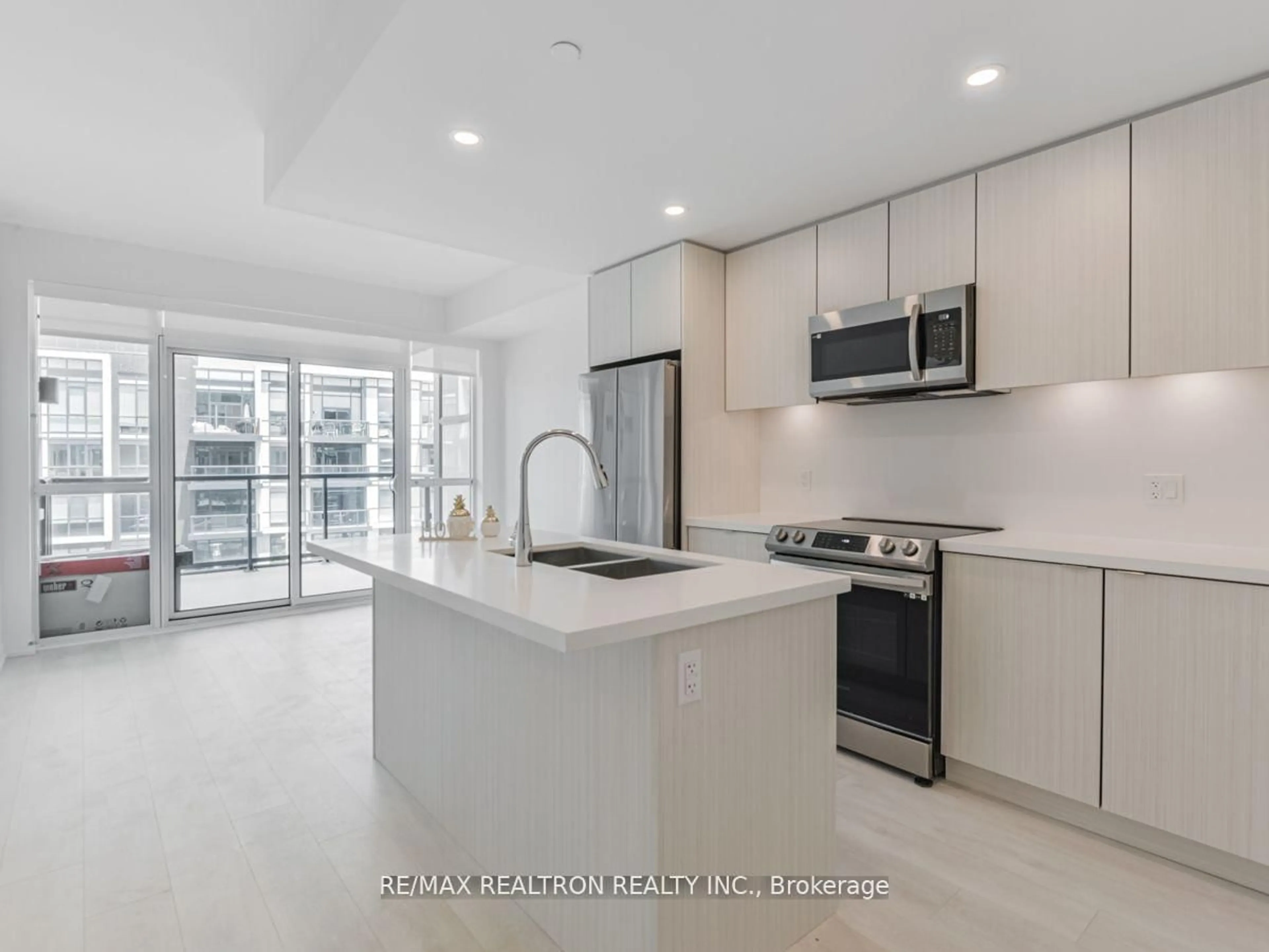 Open concept kitchen, unknown for 415 Sea Ray Ave #329, Innisfil Ontario L9S 0N9