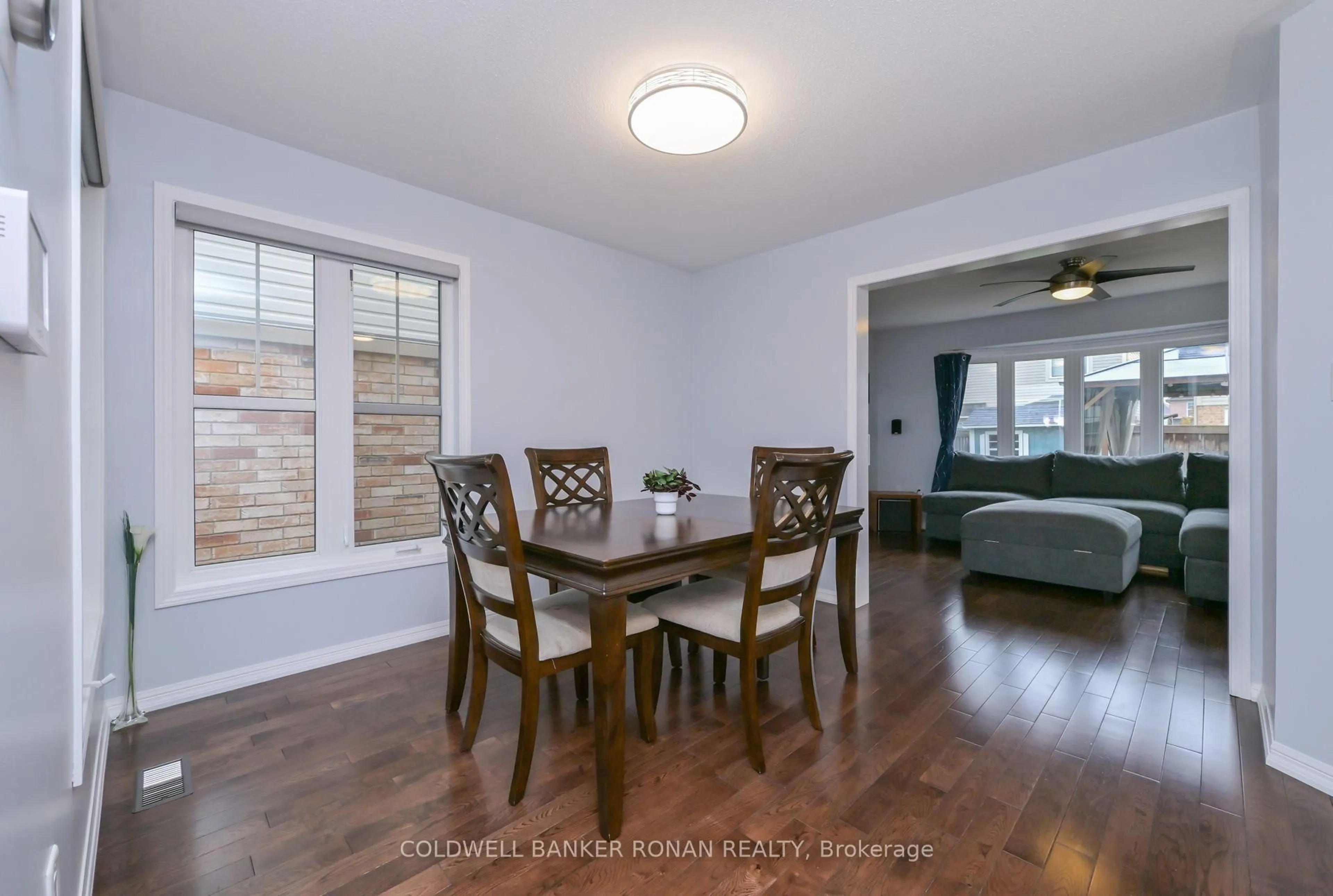 Dining room, wood/laminate floor for 18 Ferris Lane, New Tecumseth Ontario L9R 0H9
