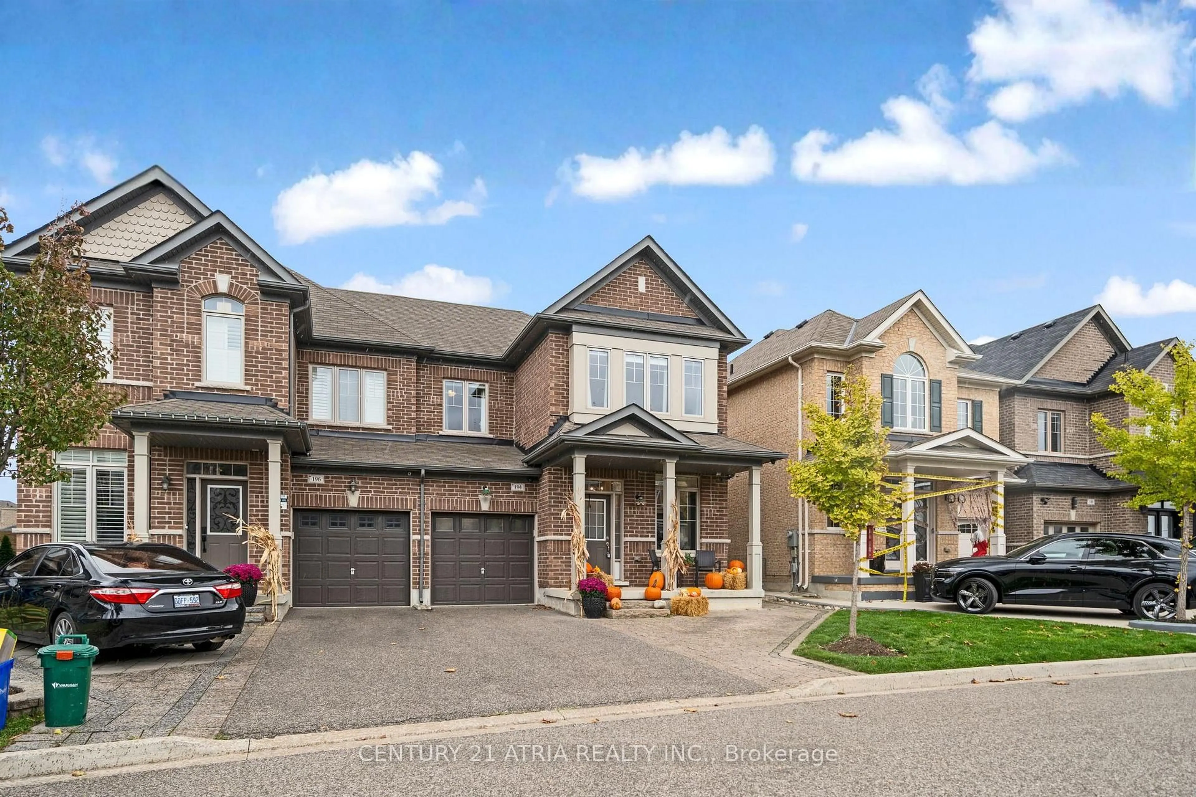 Home with brick exterior material, street for 194 Kincardine St, Vaughan Ontario L4H 4J2
