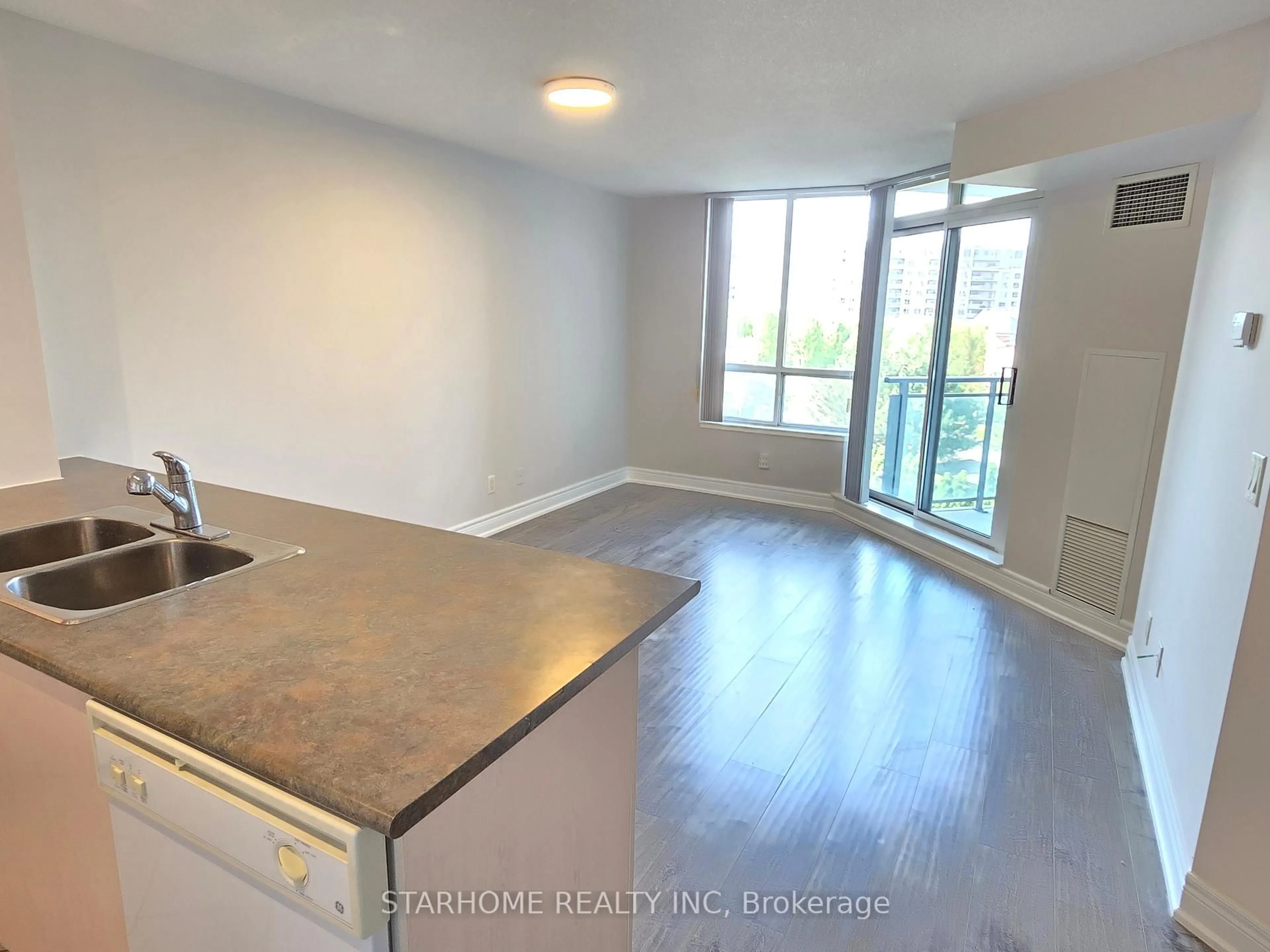 A pic of a room for 62 Suncrest Blvd #501, Markham Ontario L3T 7Y6