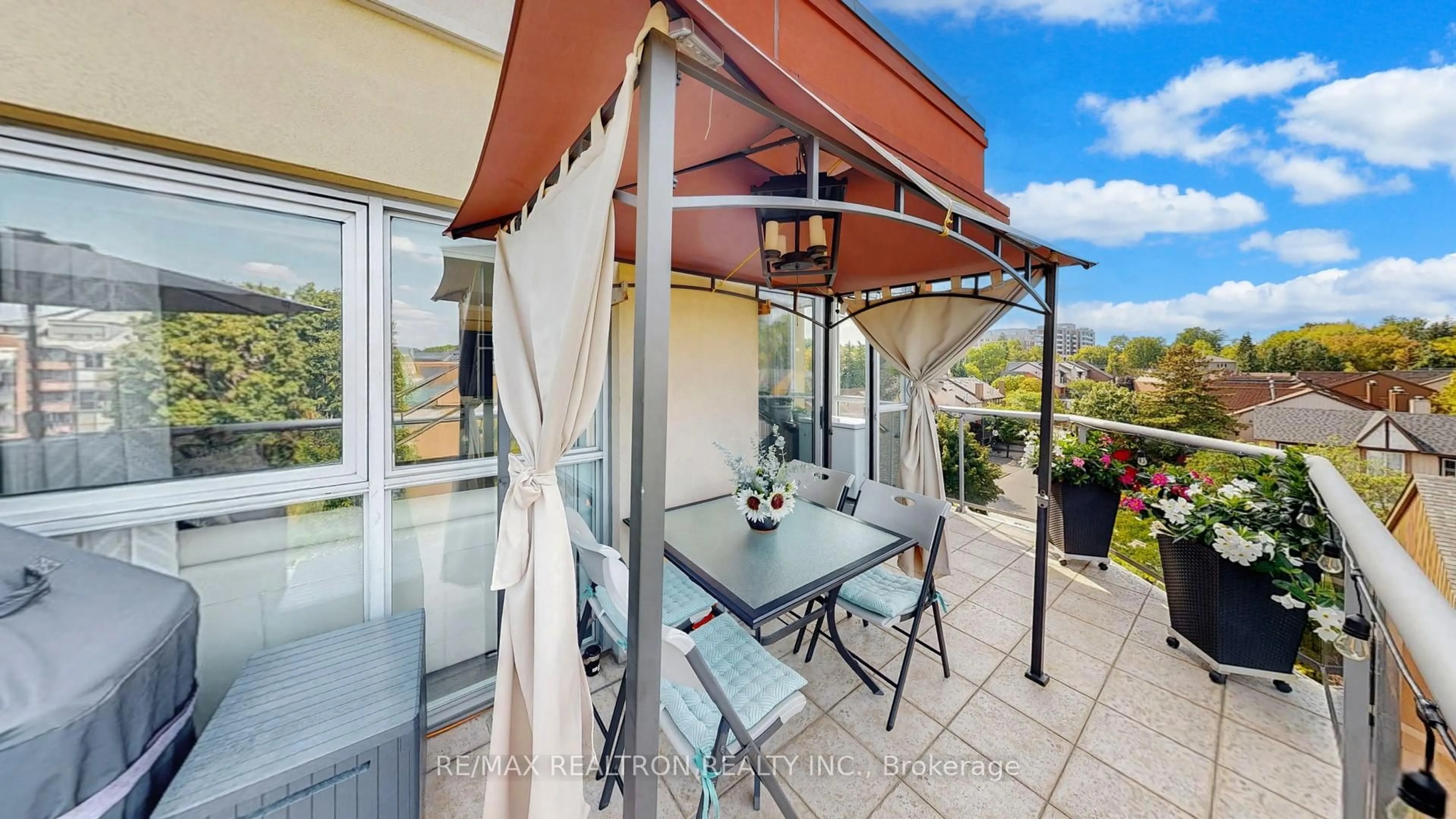 Patio, water/lake/river/ocean view for 160 Woodbridge Ave #PH609, Vaughan Ontario L4L 0B8