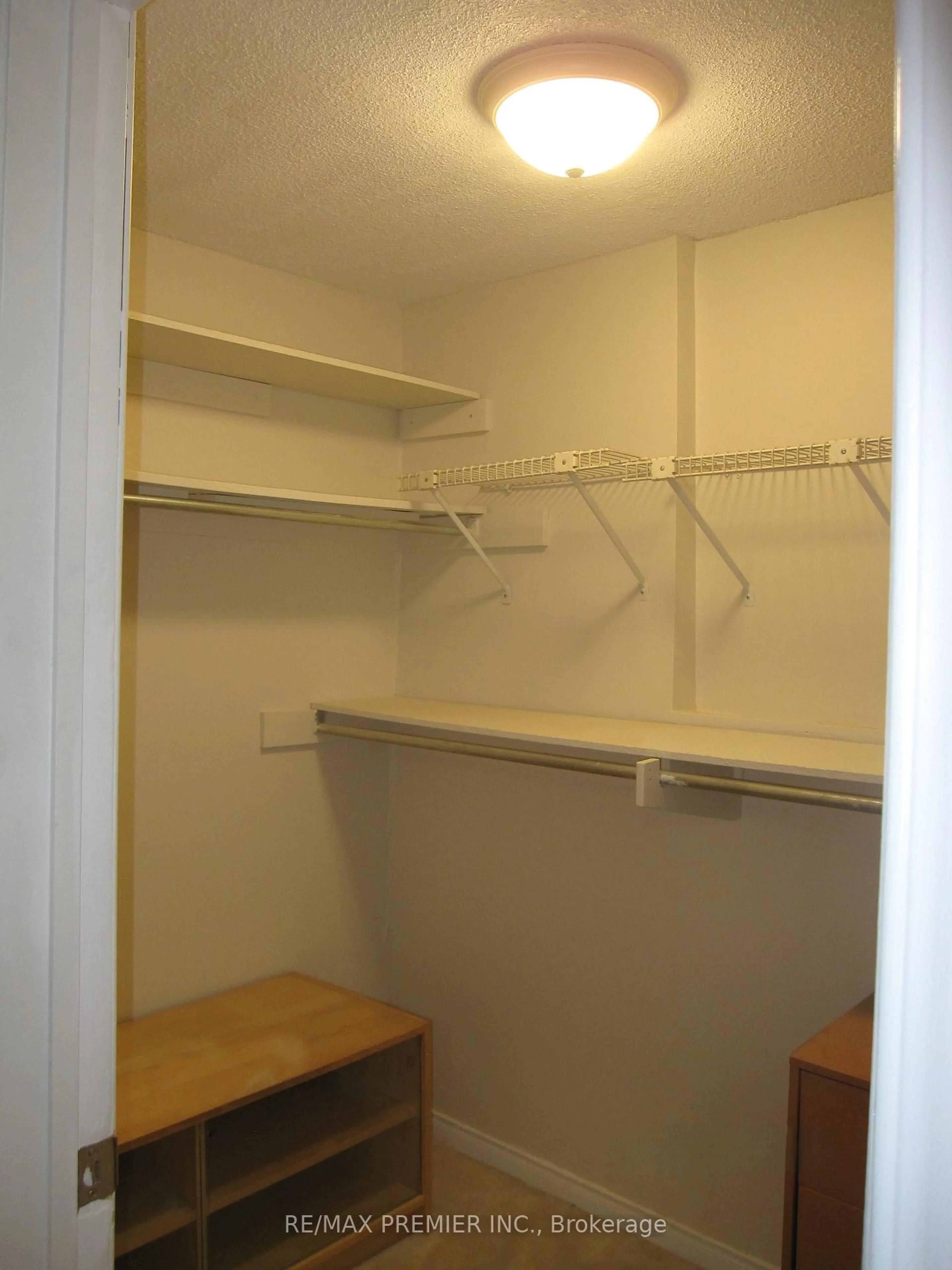 Storage room or clothes room or walk-in closet for 31 James St, Vaughan Ontario L4L 1X6