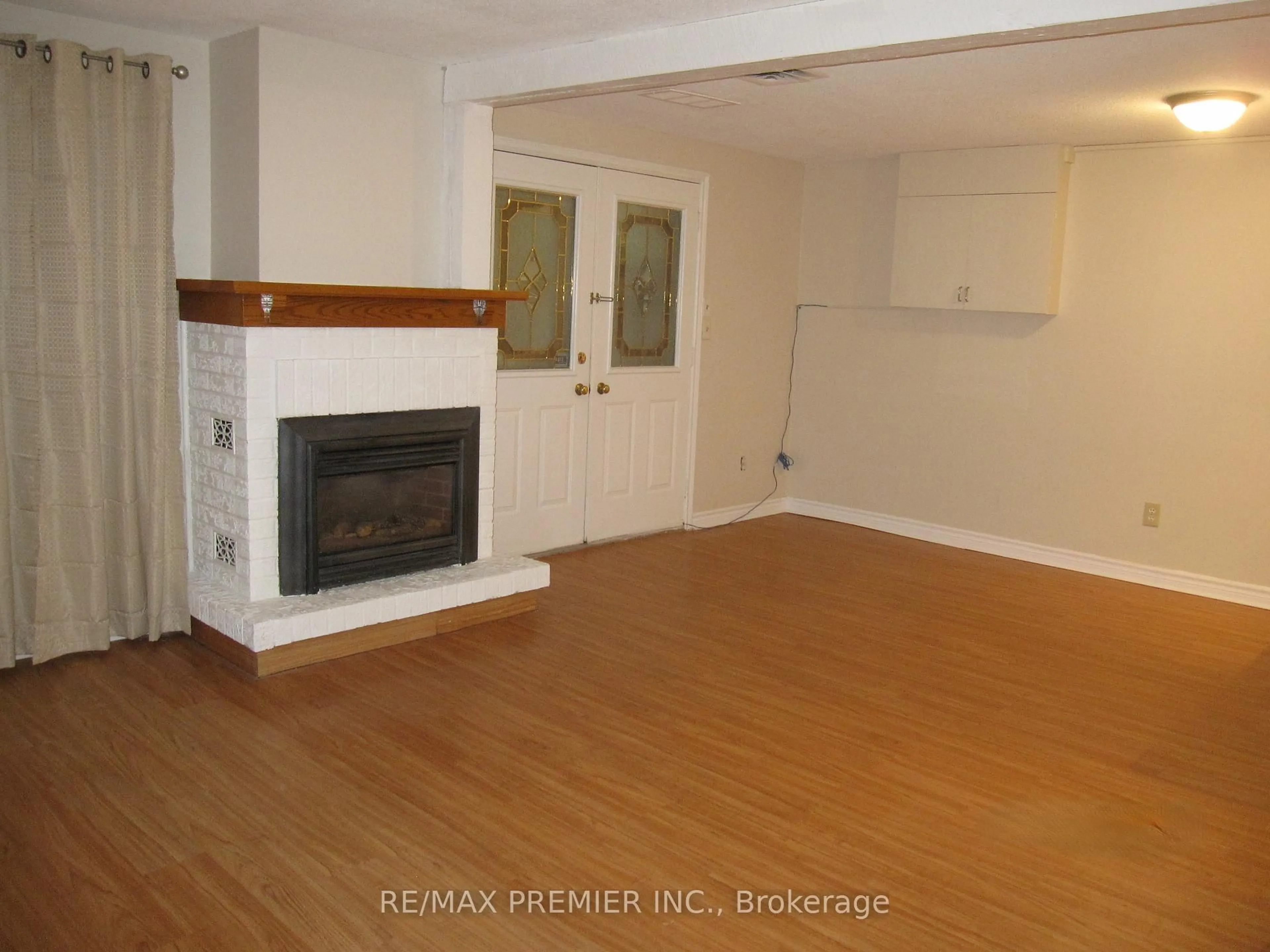 A pic of a room for 31 James St, Vaughan Ontario L4L 1X6